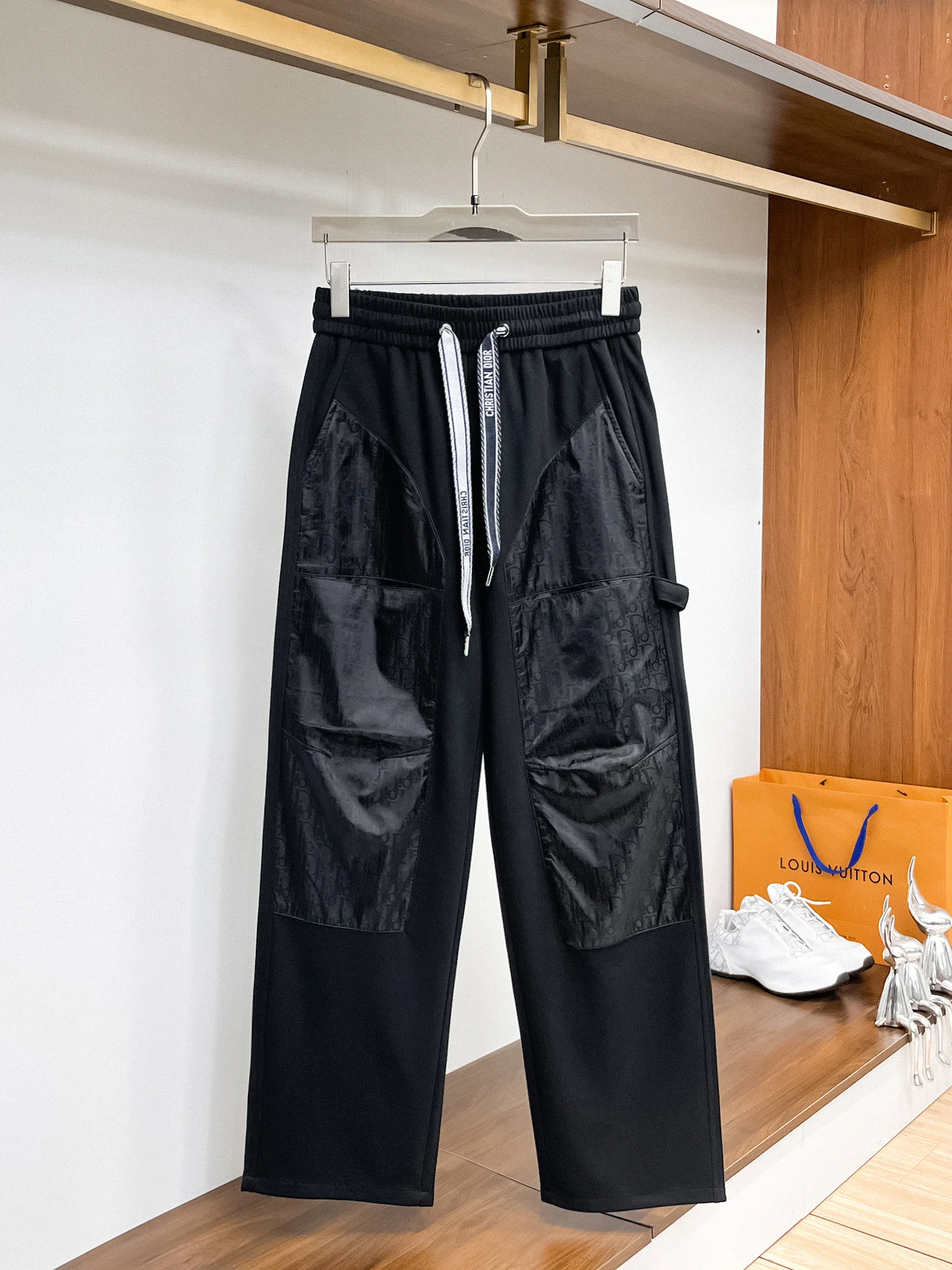 Dior Trousers — 650b7912