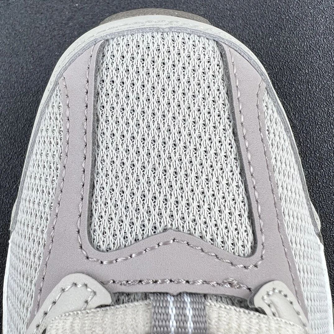 New Balance Shoes — e205f846