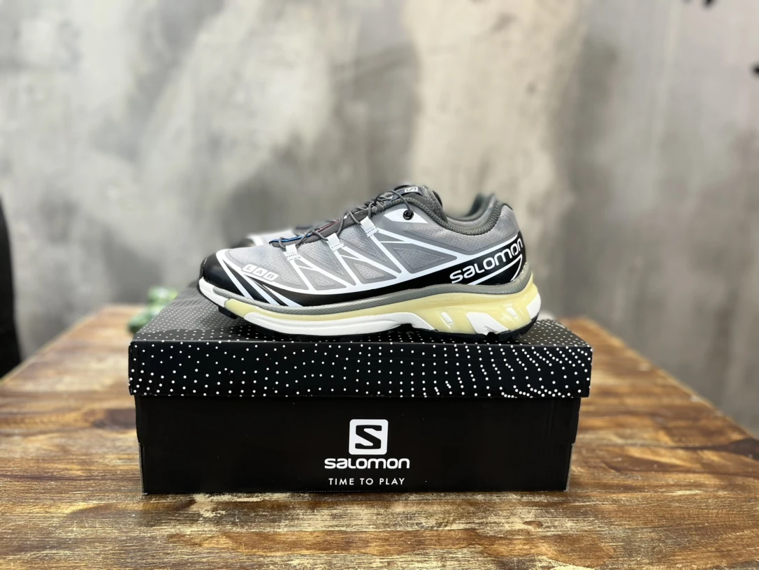 Salomon Sneakers — b20c5c6a