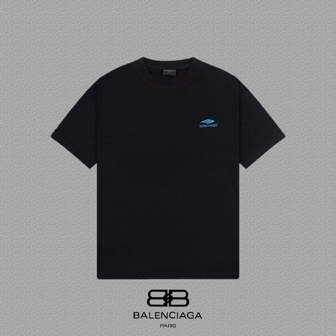 Balenciaga T-Shirt — f3357789