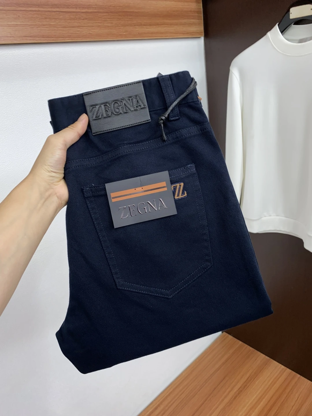 Loro Piana Clothing — be687e73