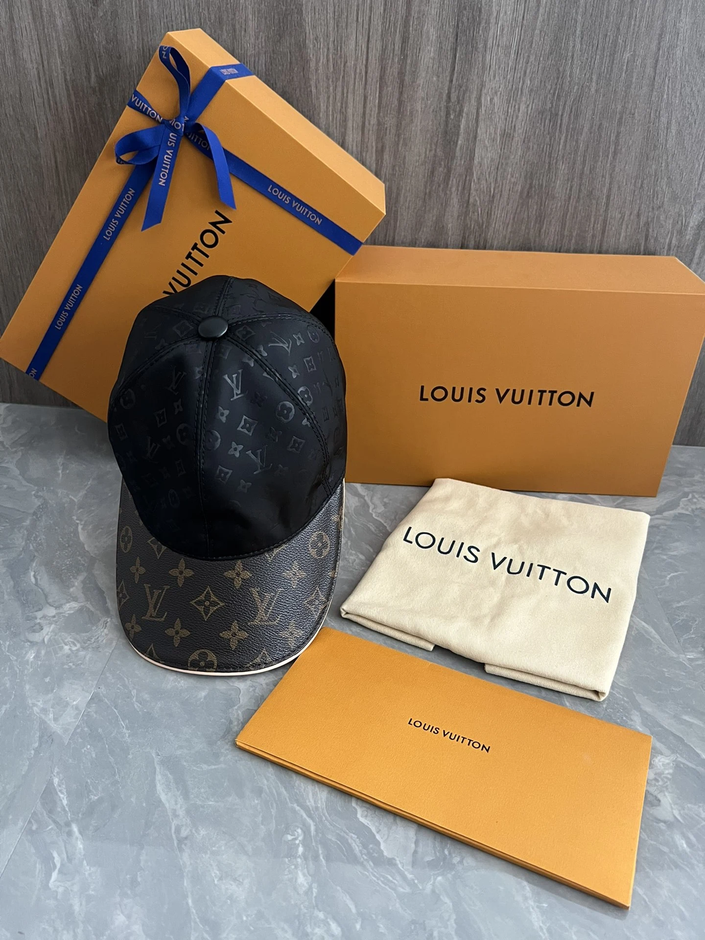 Louis Vuitton Caps — bc71d4b2