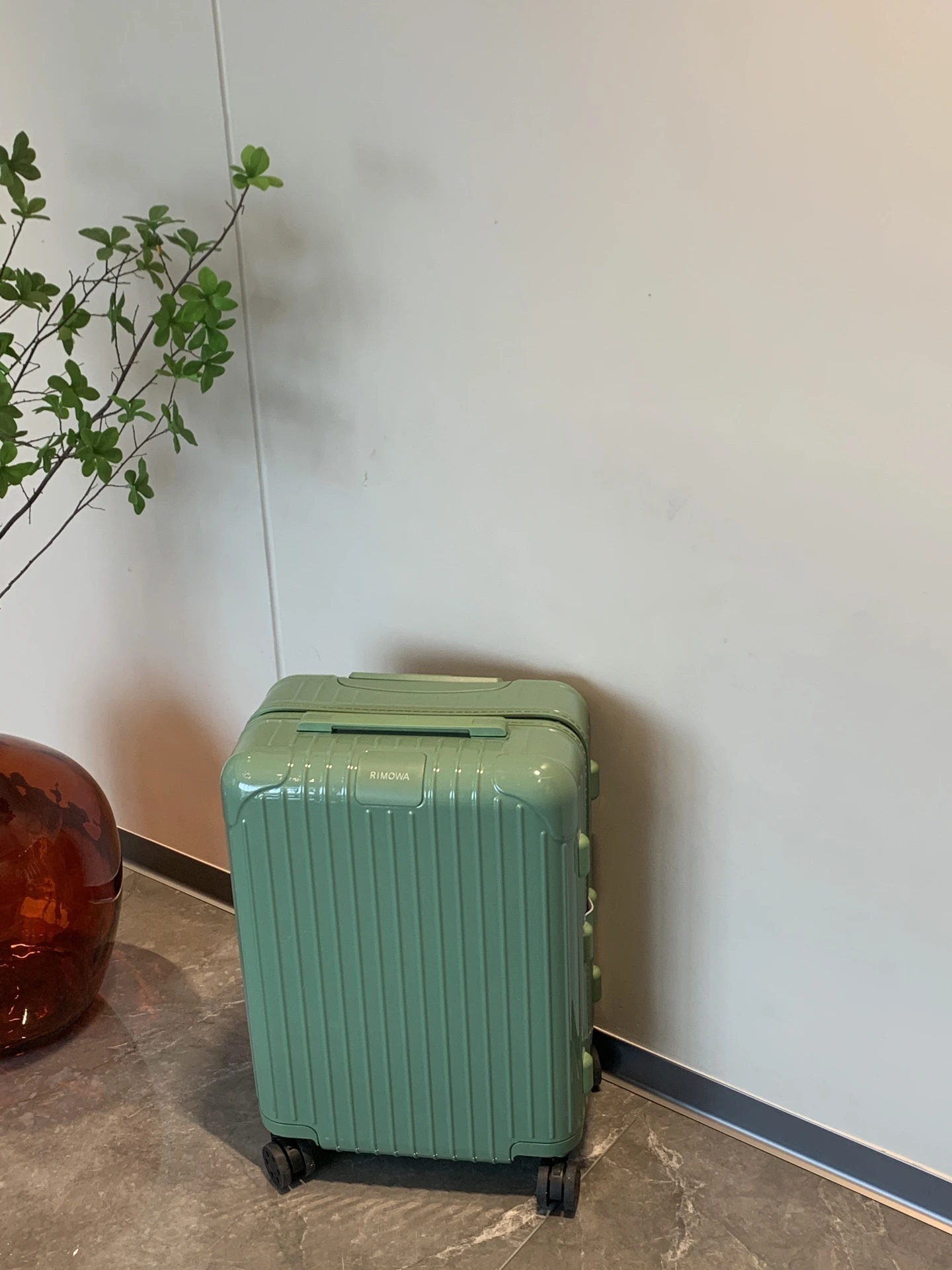 Luggage — 227fa459
