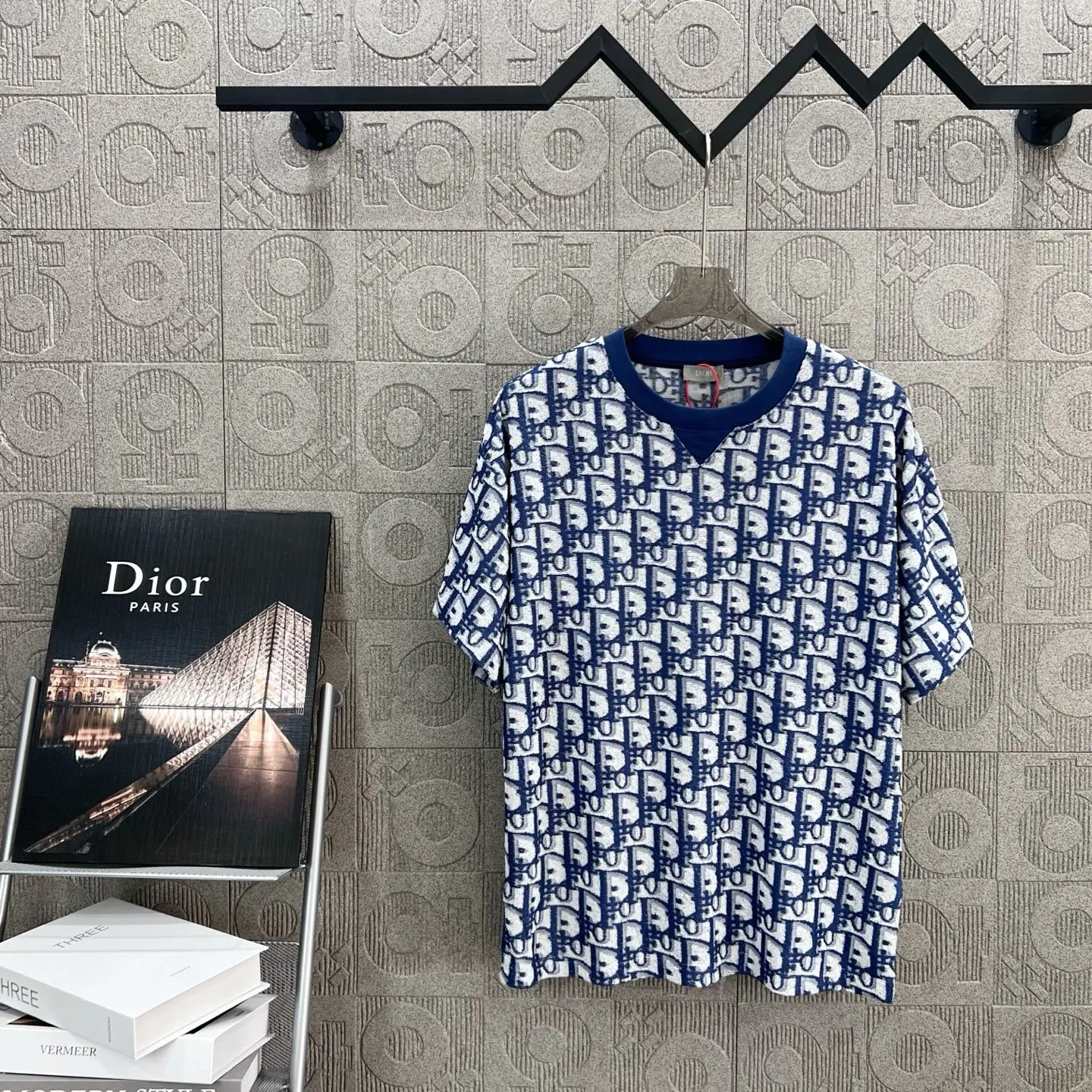 Dior T-Shirt — 1c8ca7f6