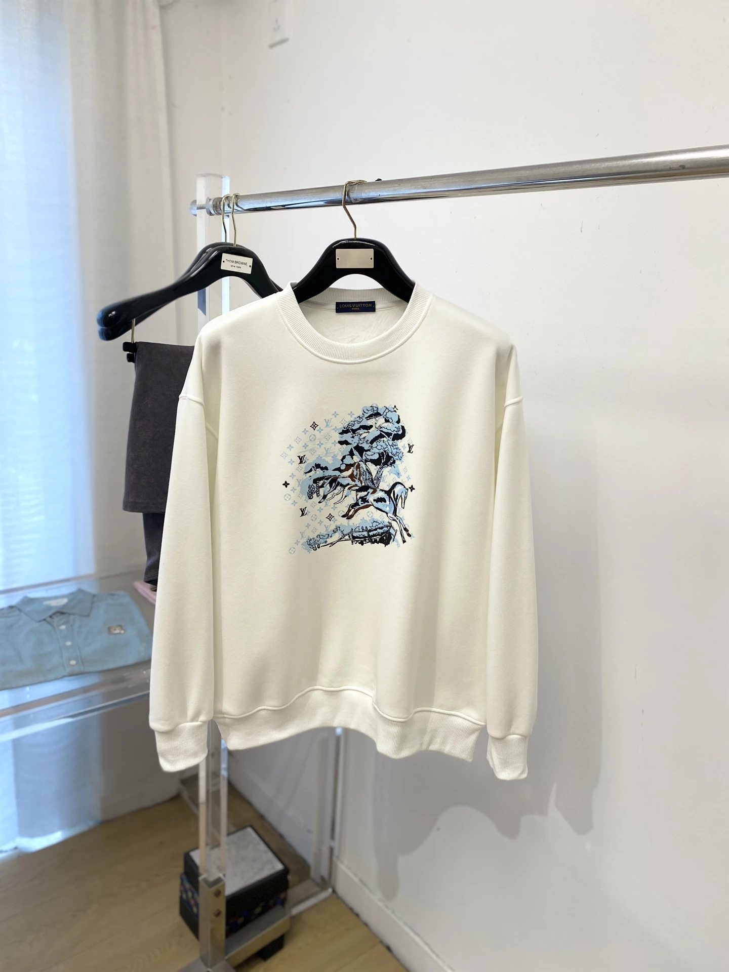 Louis Vuitton Sweatshirts — 3e7a89cb