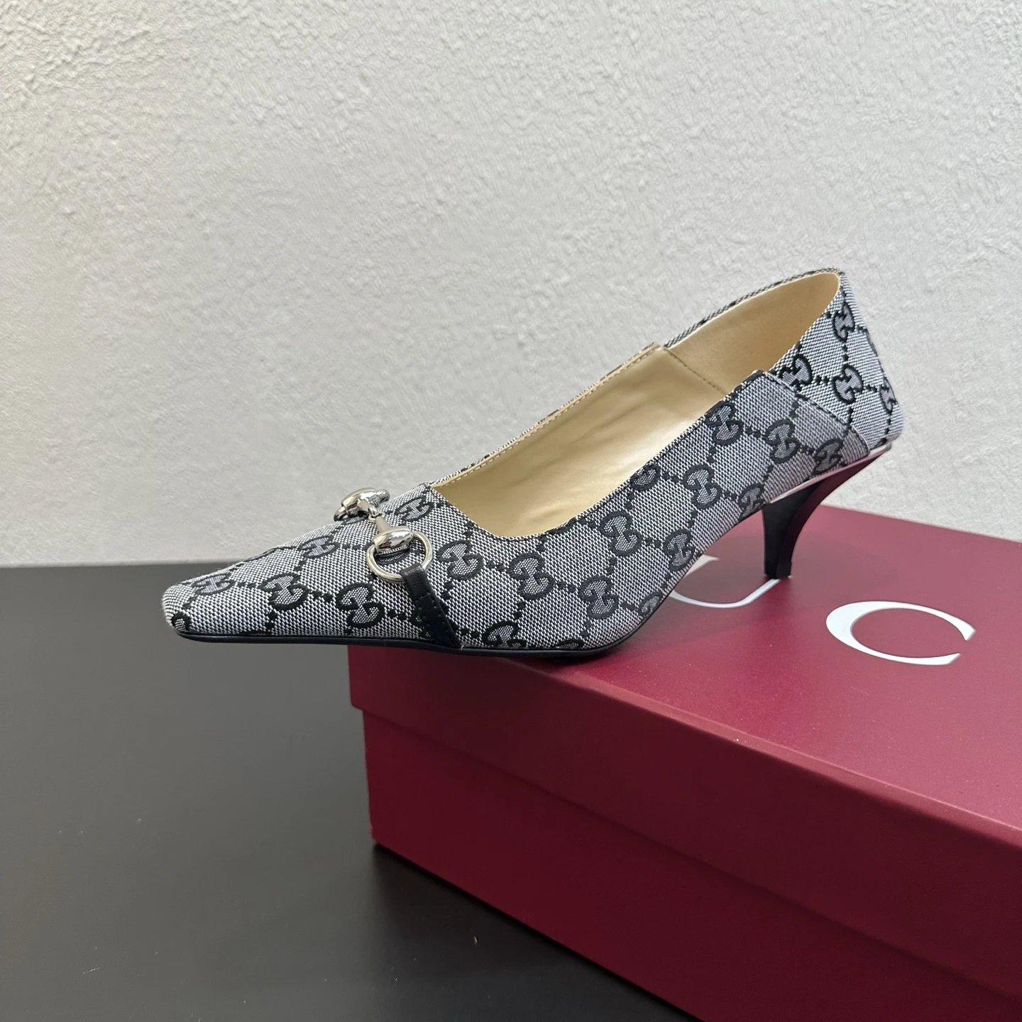 Gucci Shoes — cf5fa089