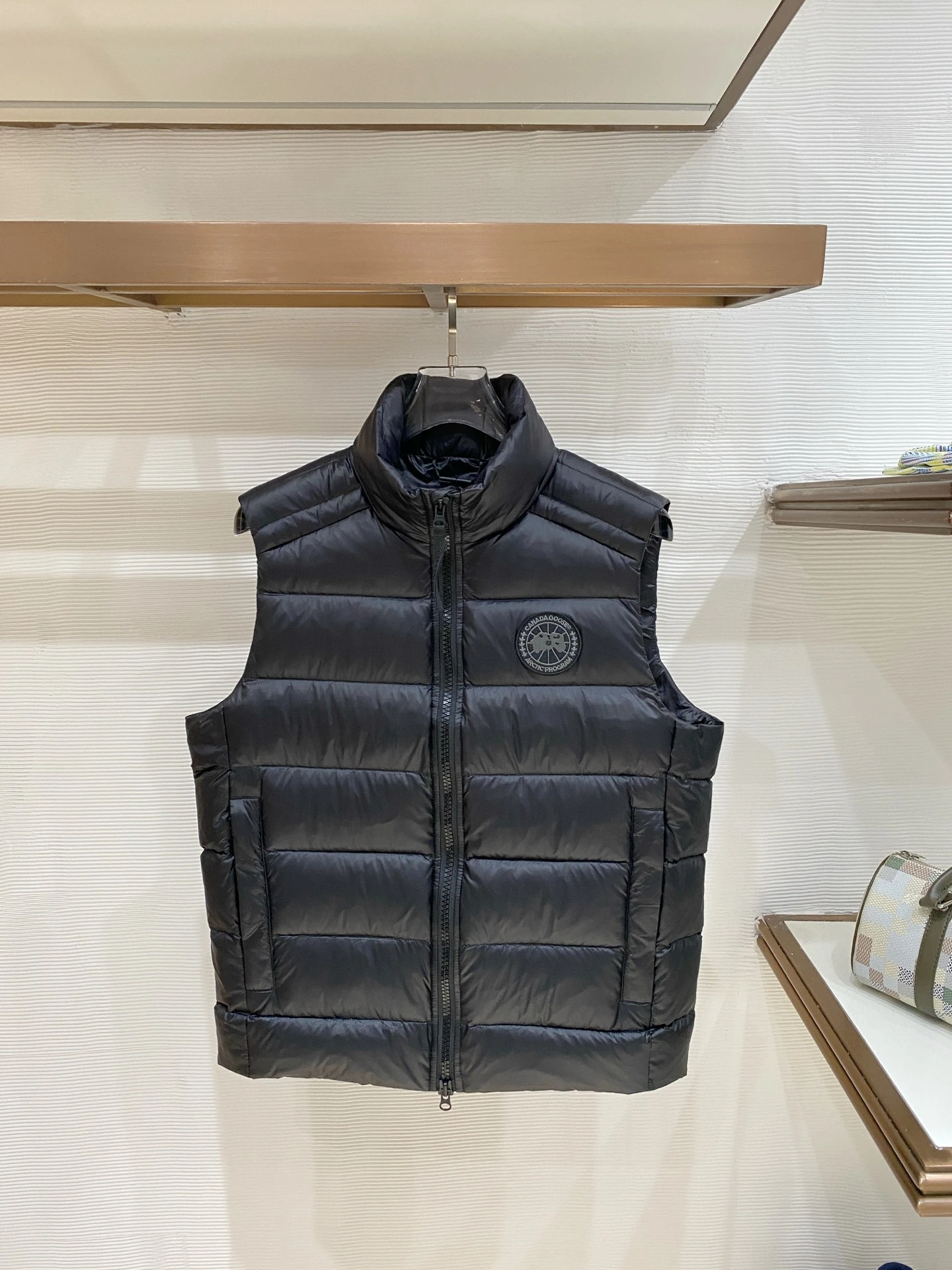 Canada Goose Down Jacket — 1c6d339a