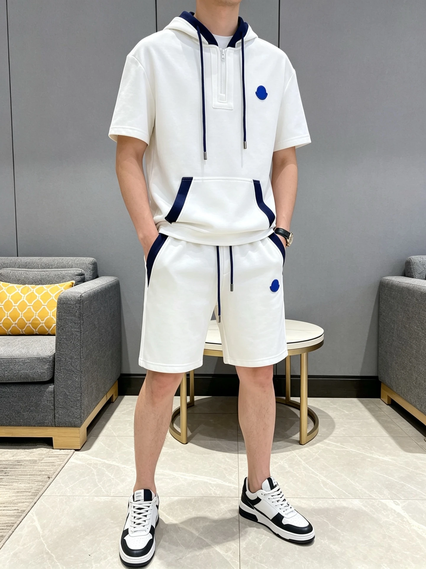 Moncler T-Shirt — 7adb790f