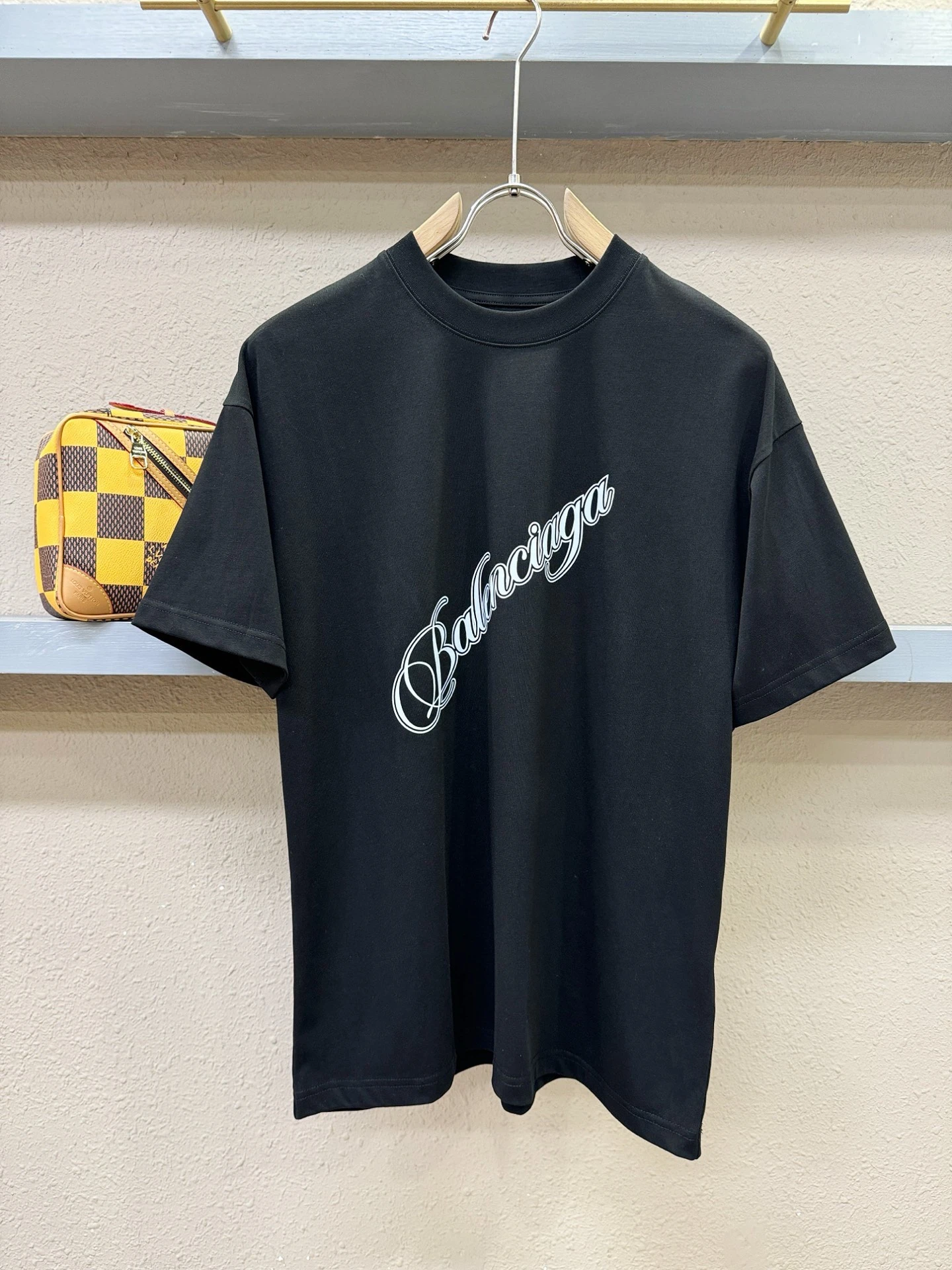 Balenciaga T-Shirt — 8ab86983