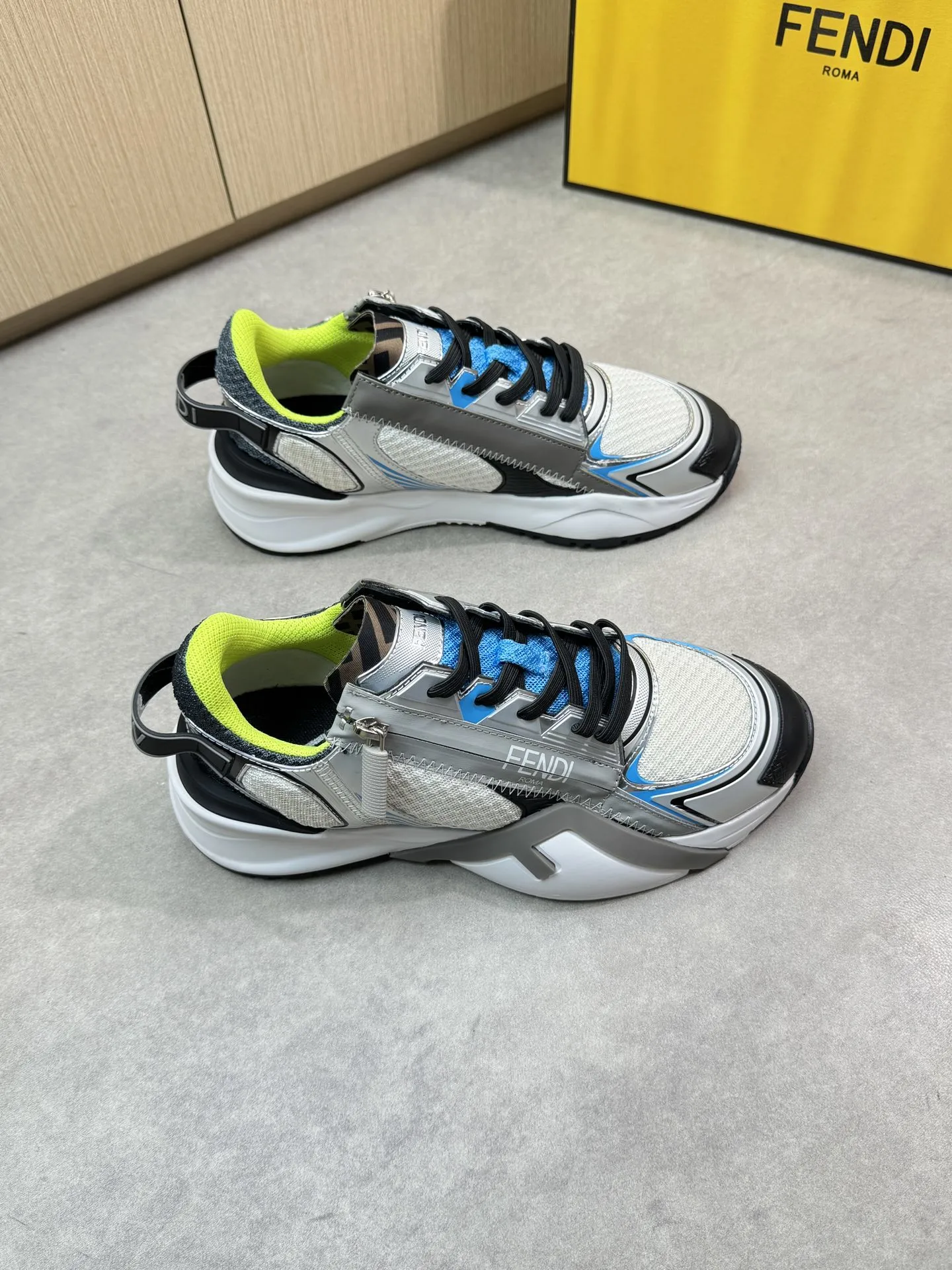 Fendi Sneakers — ee45b8b6