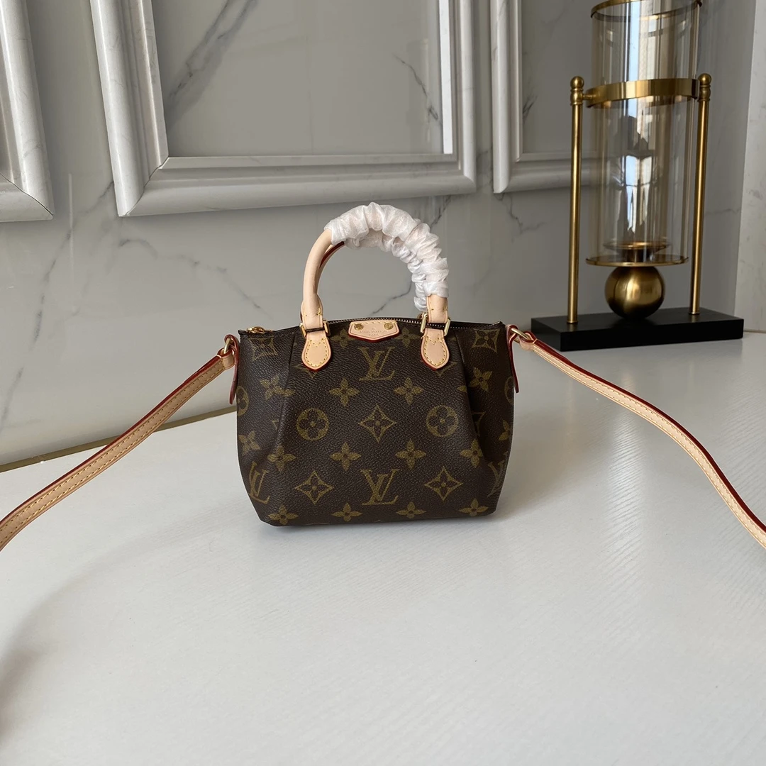 Louis Vuitton Bag — b6a5da2f