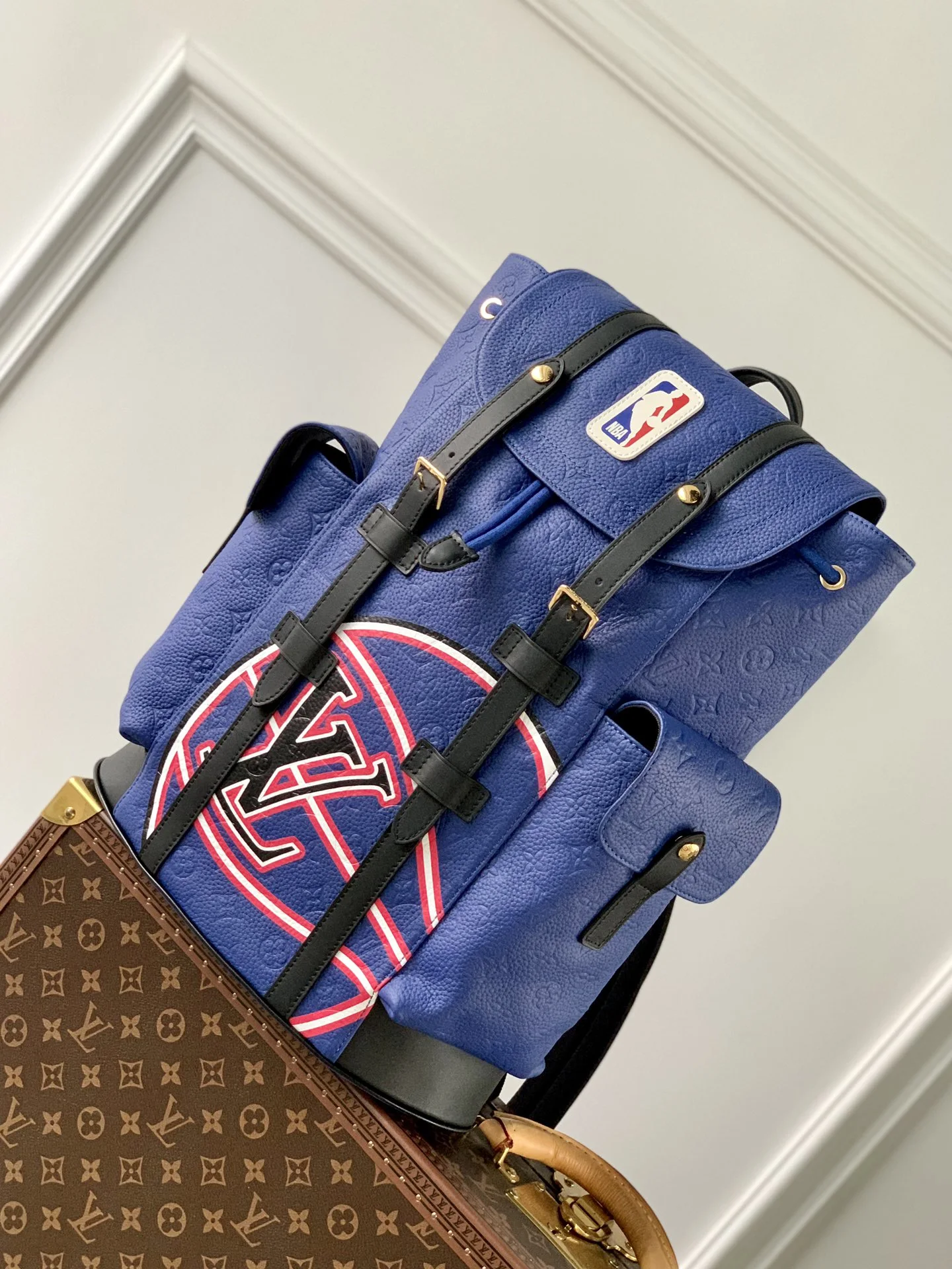 Louis Vuitton Bag — 43f29b09