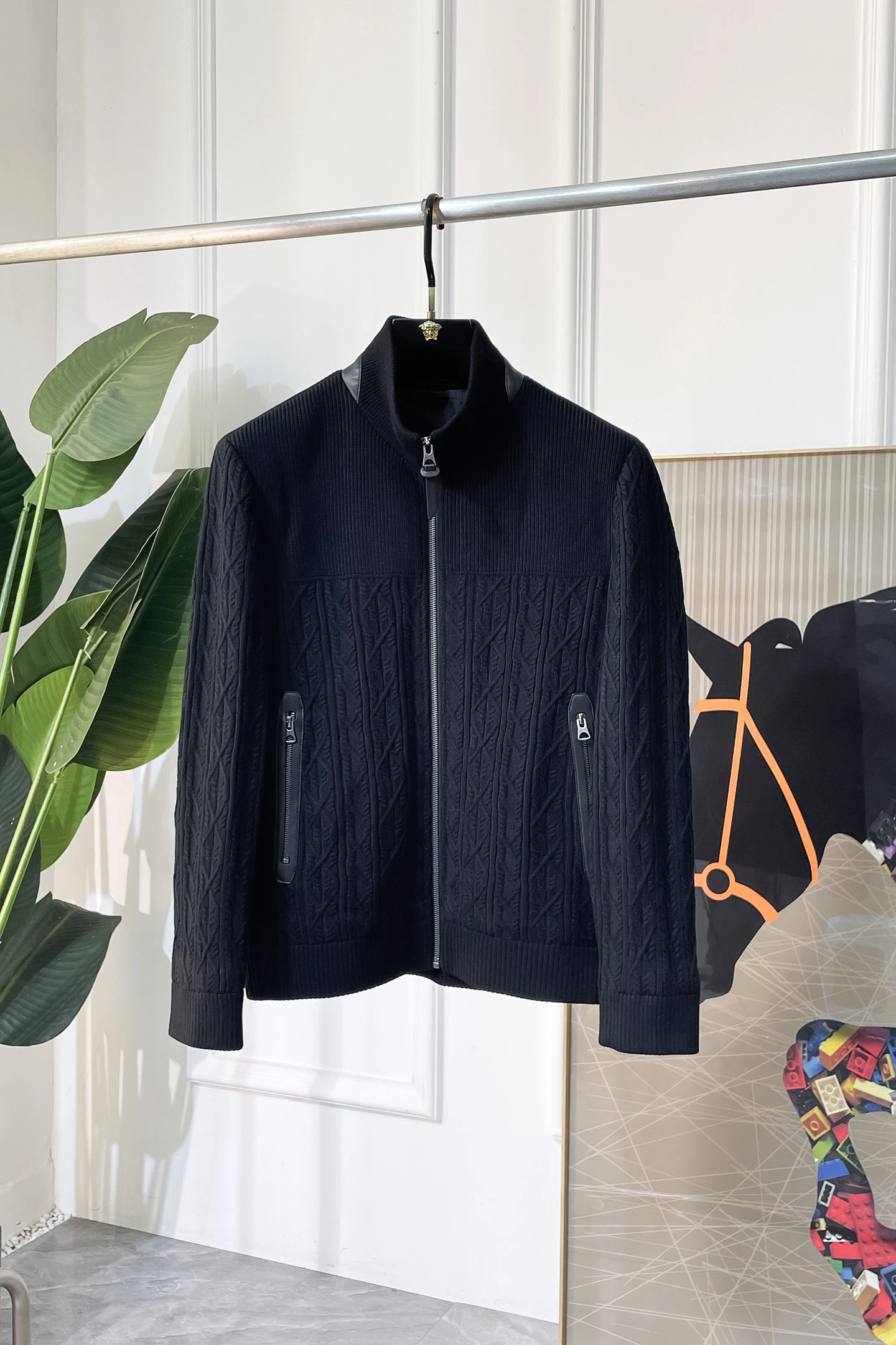 Jackets — 63d3f86d