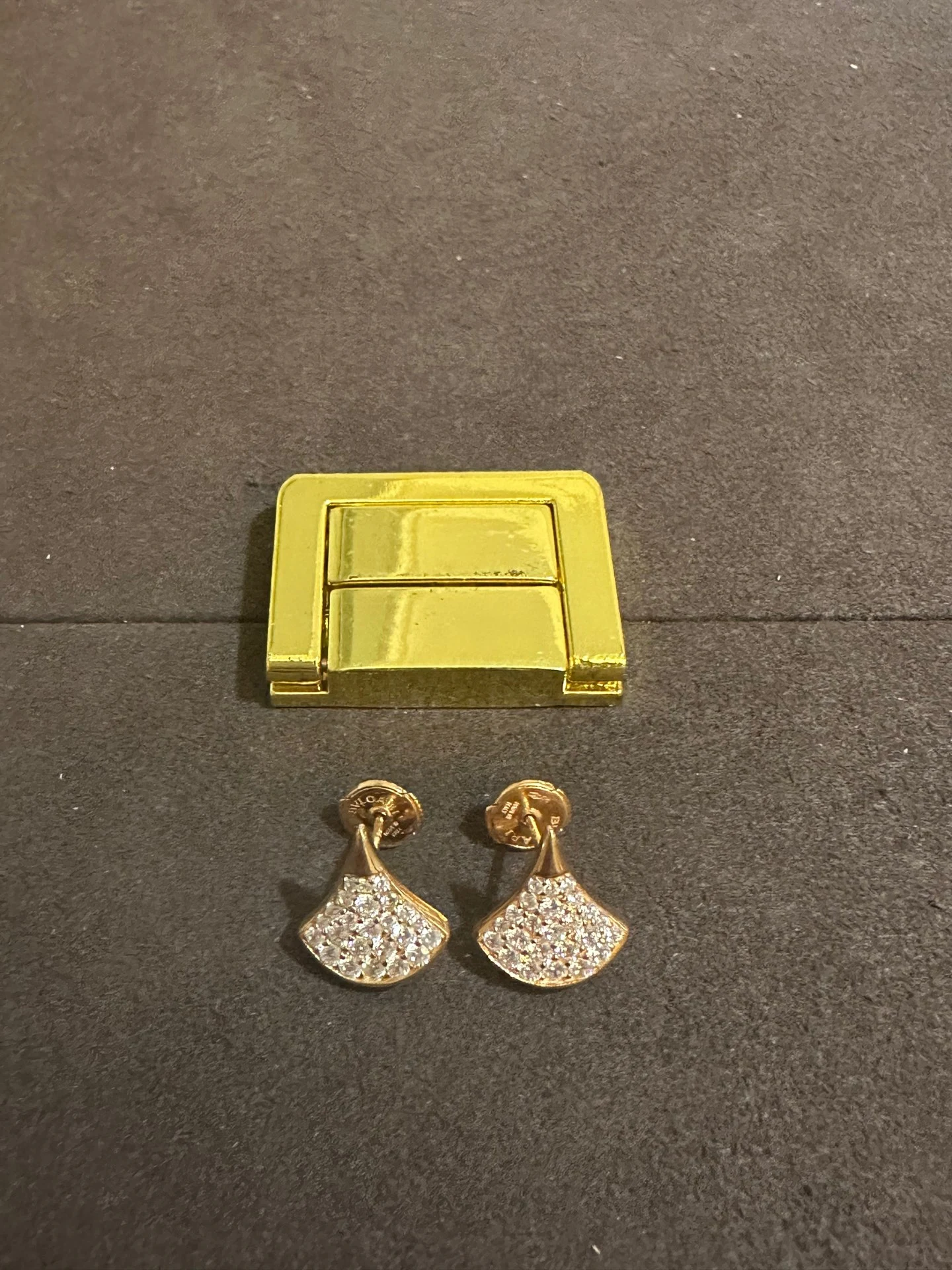 Bvlgari Jewellery — ade32d58