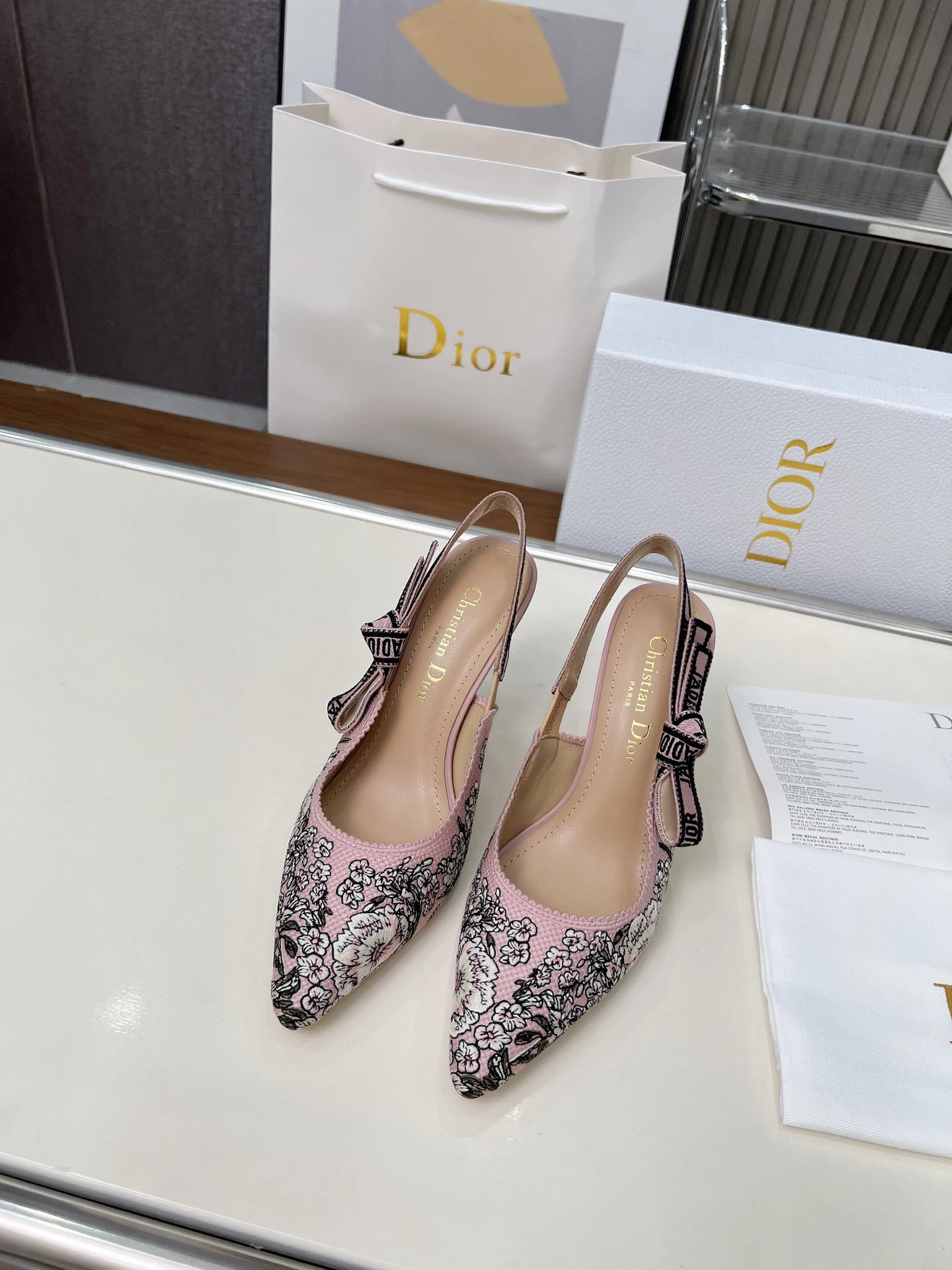 Dior Sandals — 335a00b8