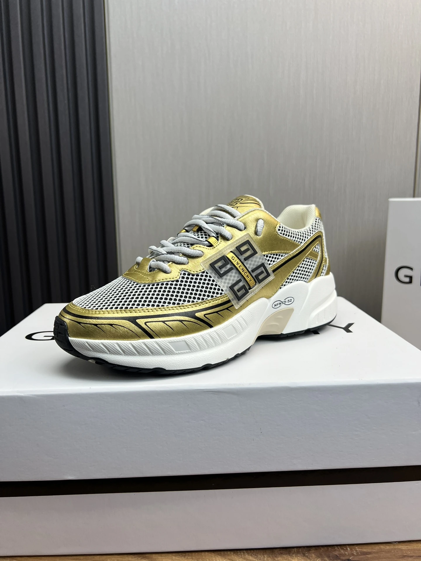 Givenchy Sneakers — bb4d1994