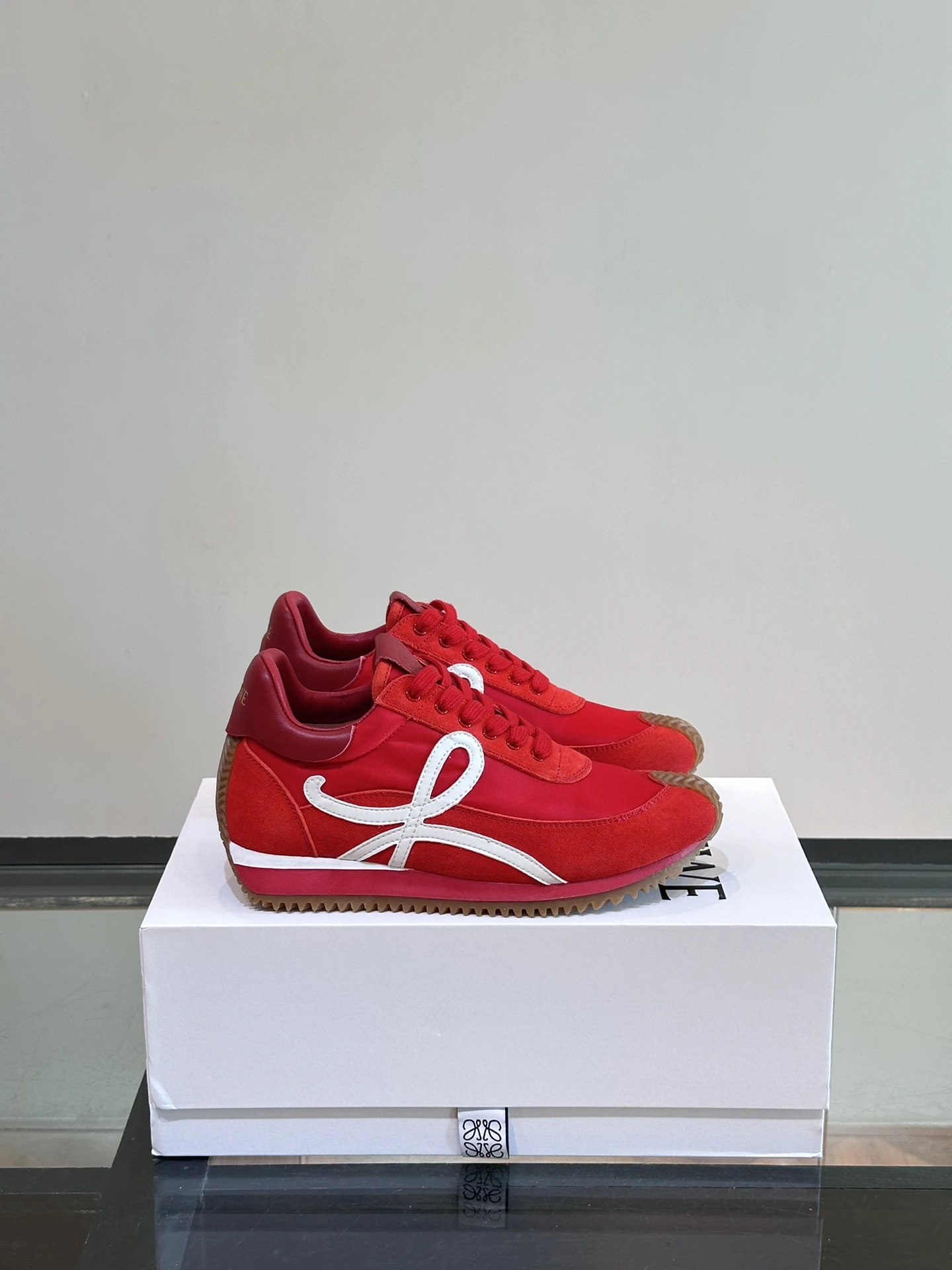 Loewe Sneakers — c2ef516d