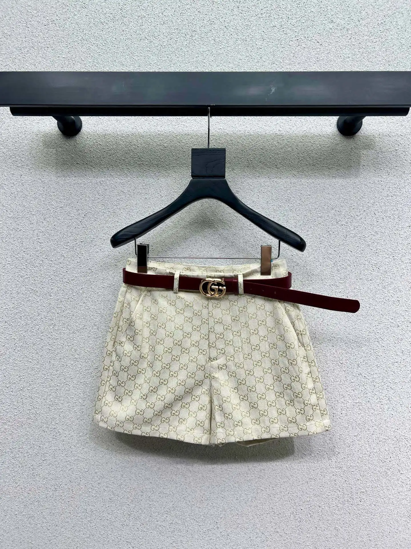 Shorts — 023ac1c2