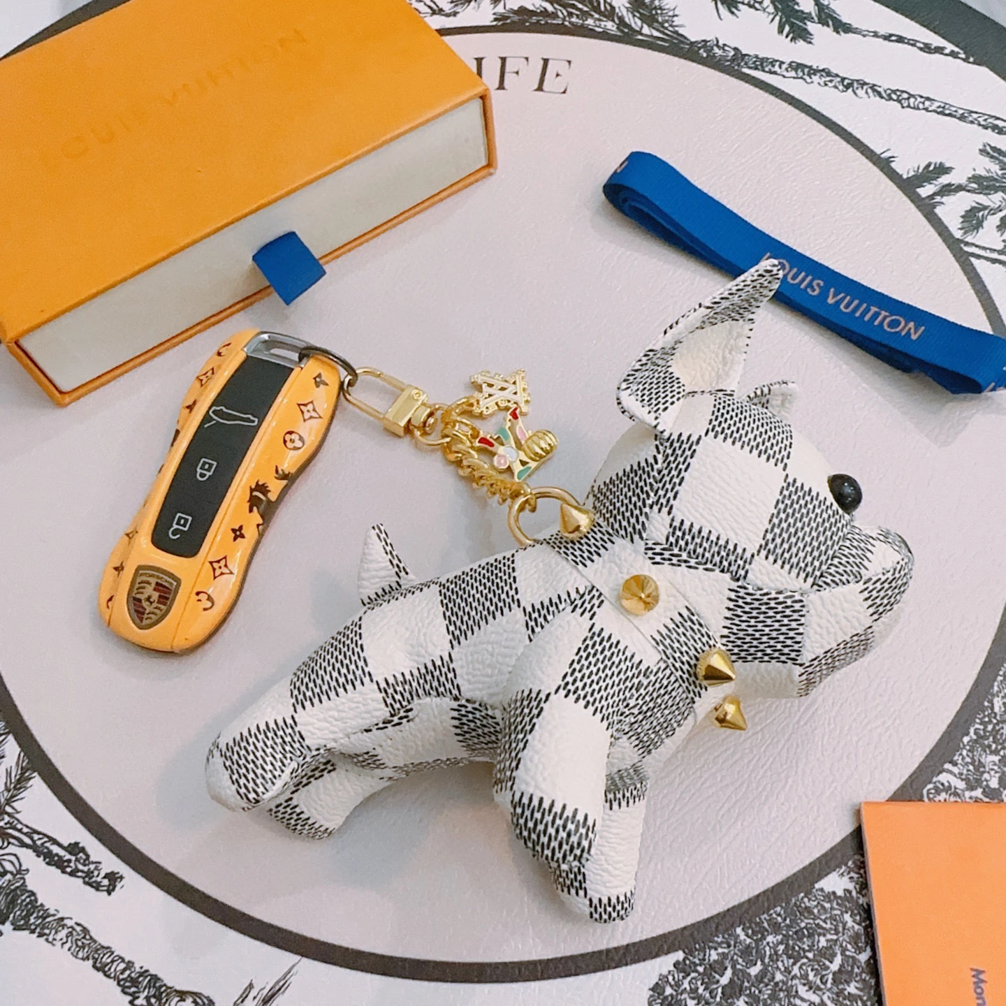 Louis Vuitton Keyrings & Bag Charms — 7cb5250a