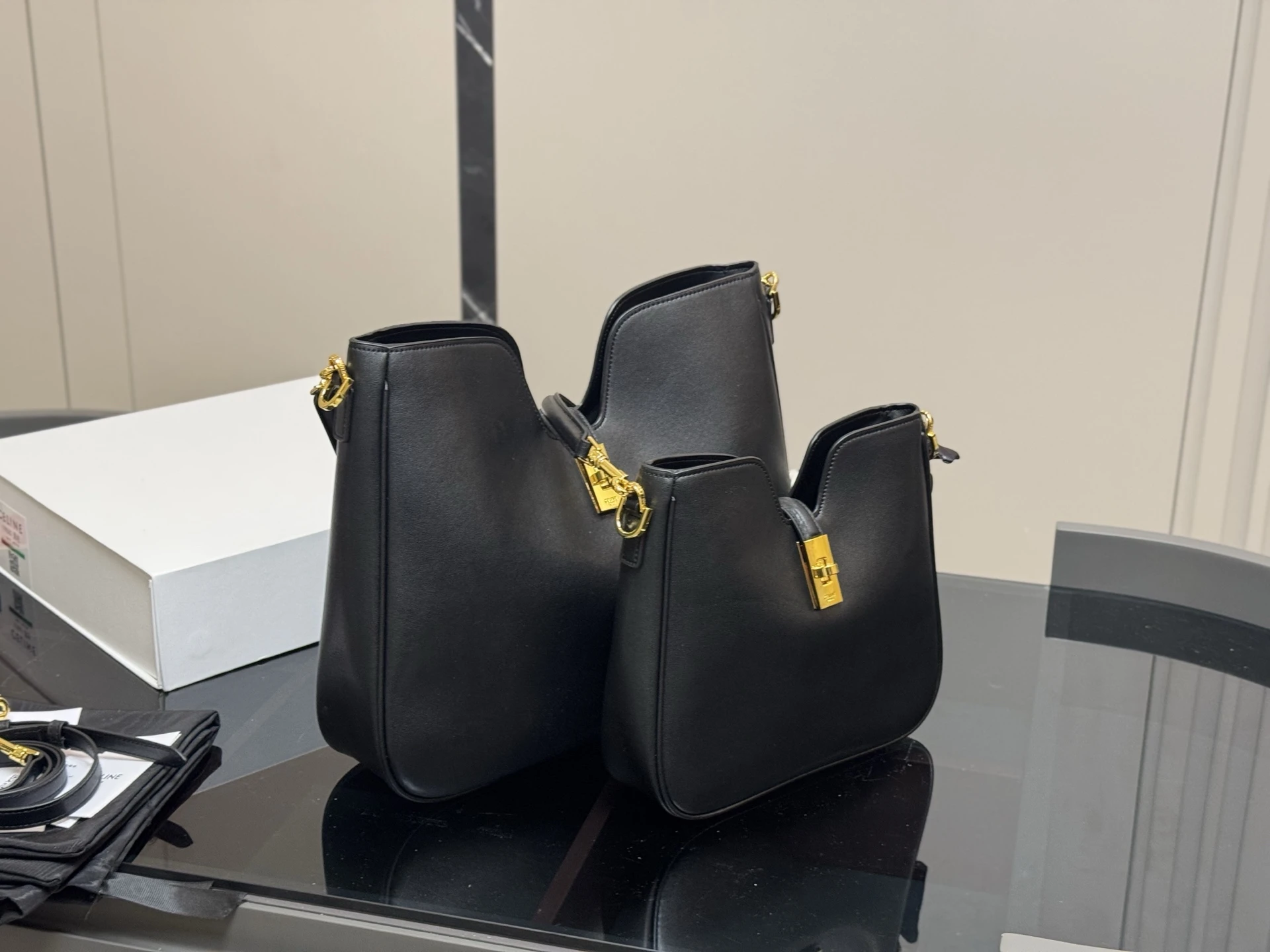 Celine Bag — b9c4e462