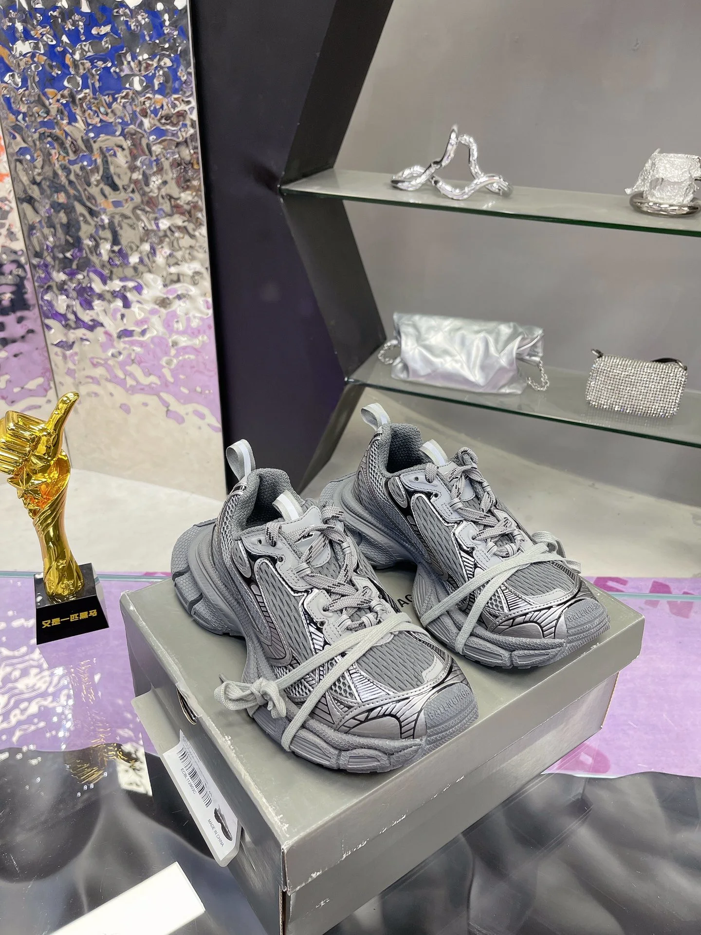 Balenciaga Sneakers — 703f1e15