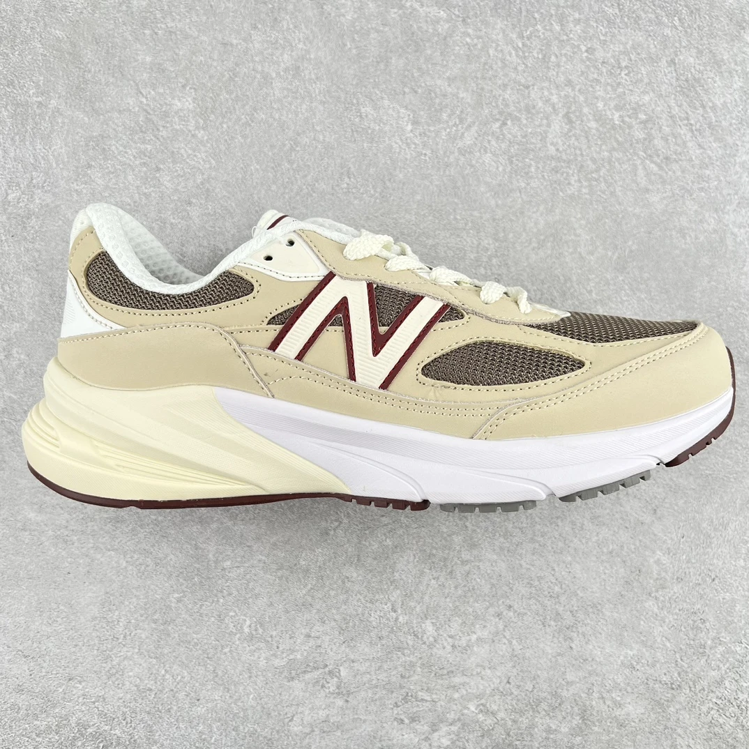 New Balance Sneakers — 0c1b3fea
