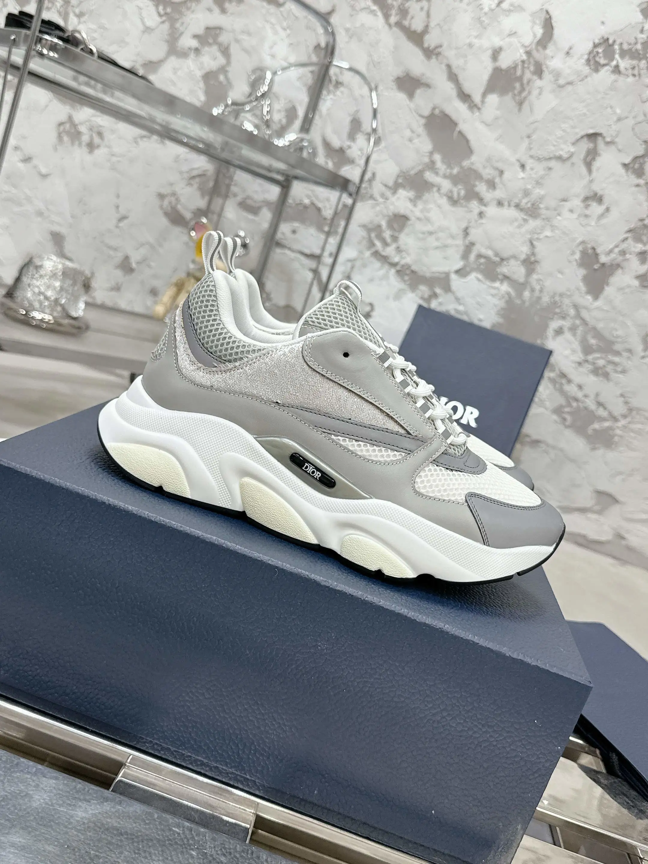 Dior Sneakers — 195a633e