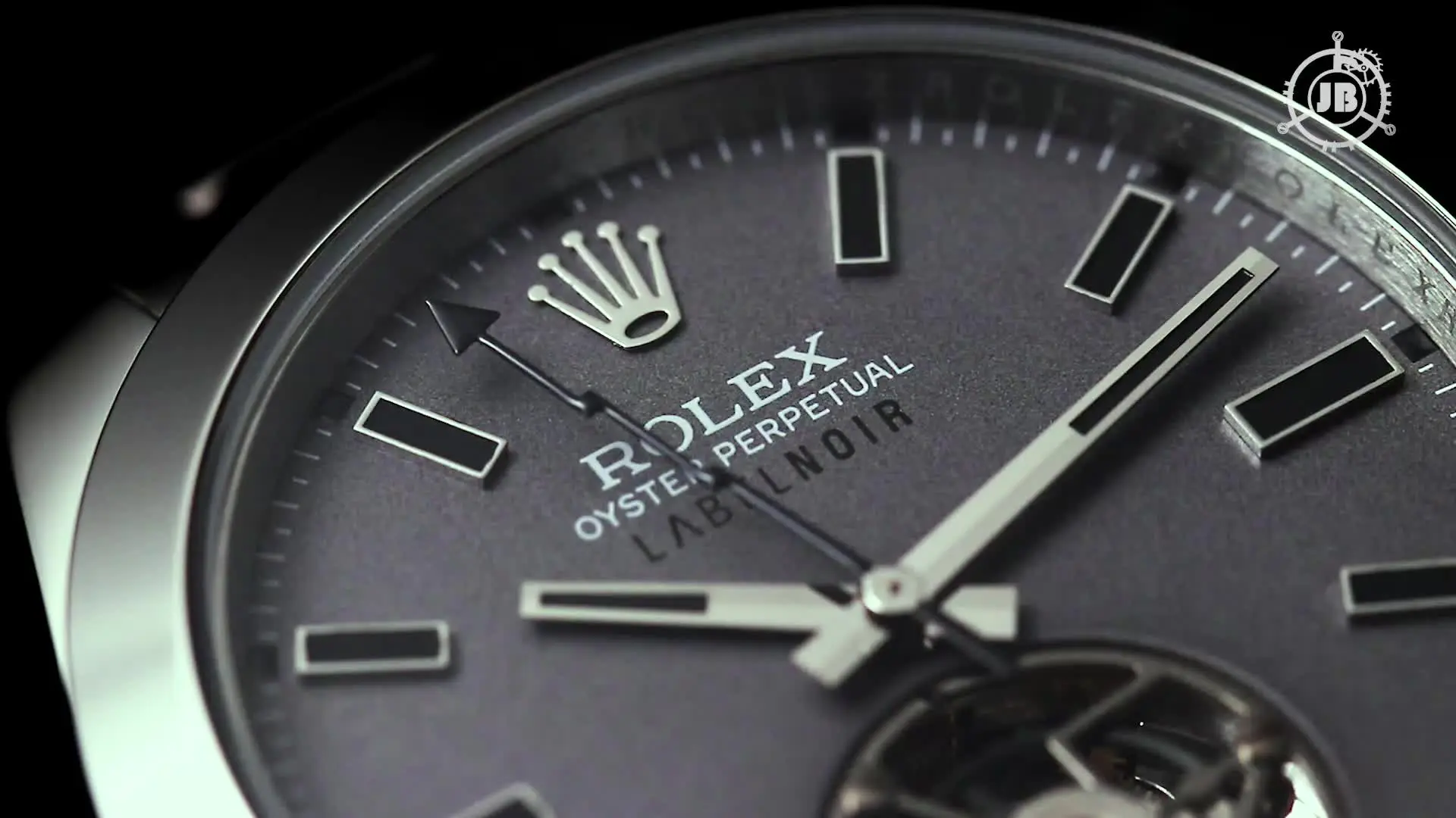 Watch — 81b91244