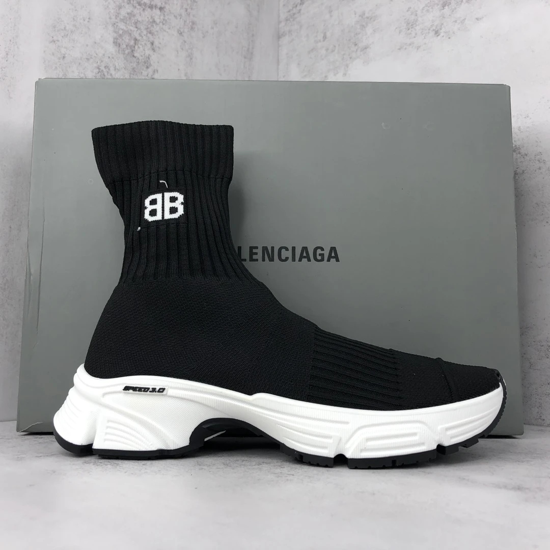 Balenciaga Sneakers — fd18fc2c