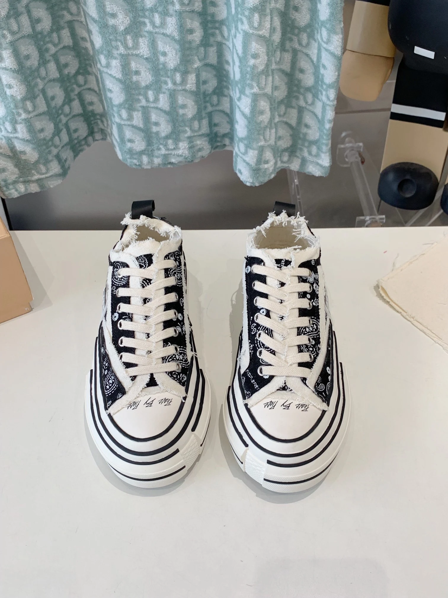 XVESSEL Sneakers — fd00eaa4