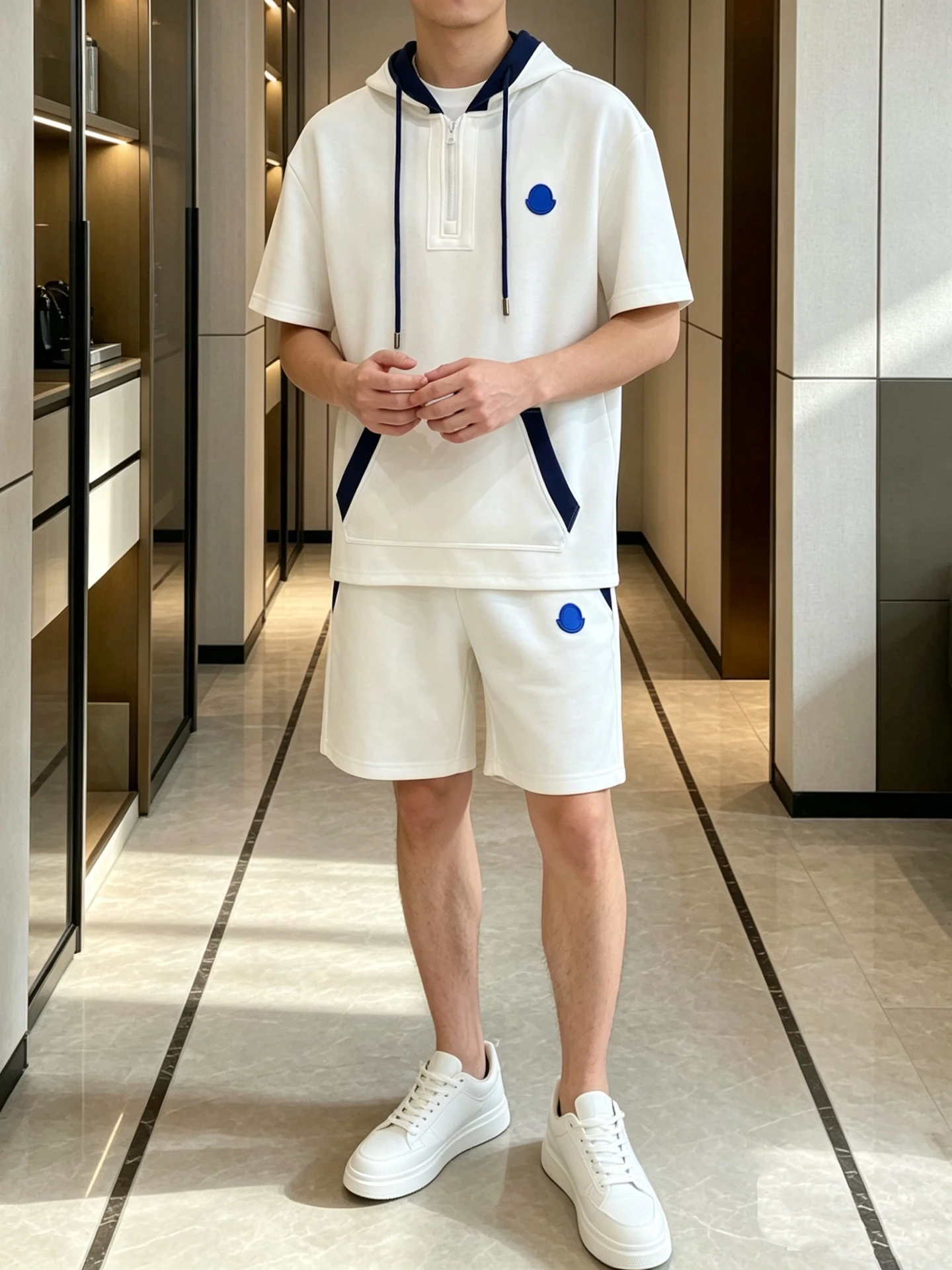 Moncler T-Shirt — f15d5631
