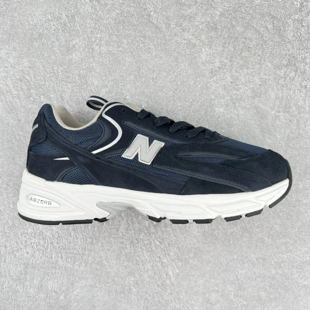 New Balance Shoes — 69b85cb8