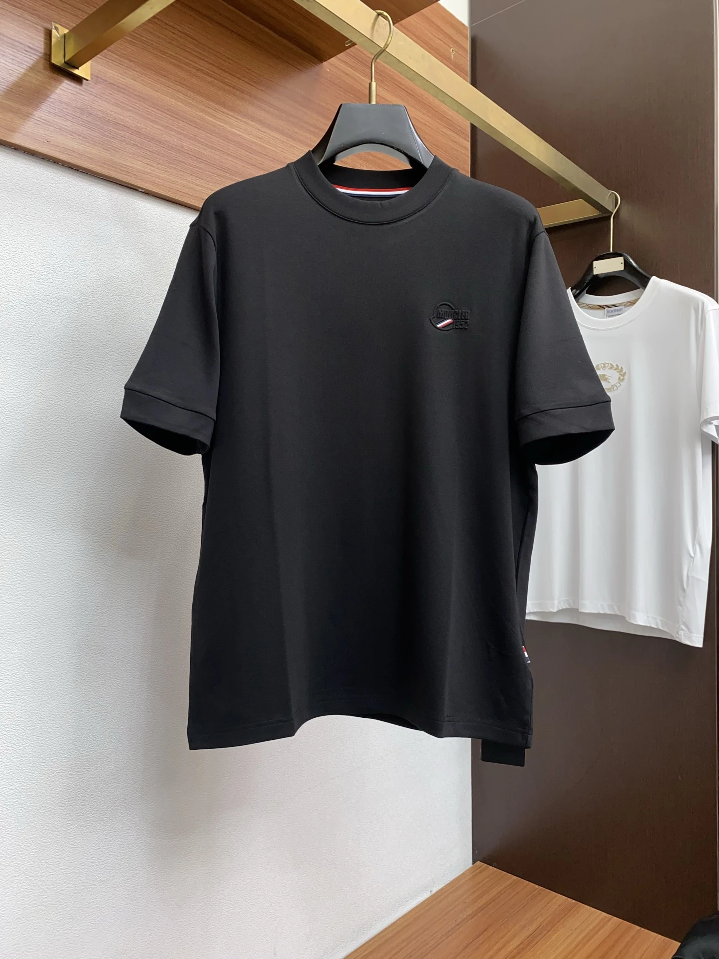 Moncler T-Shirt — 07aad407