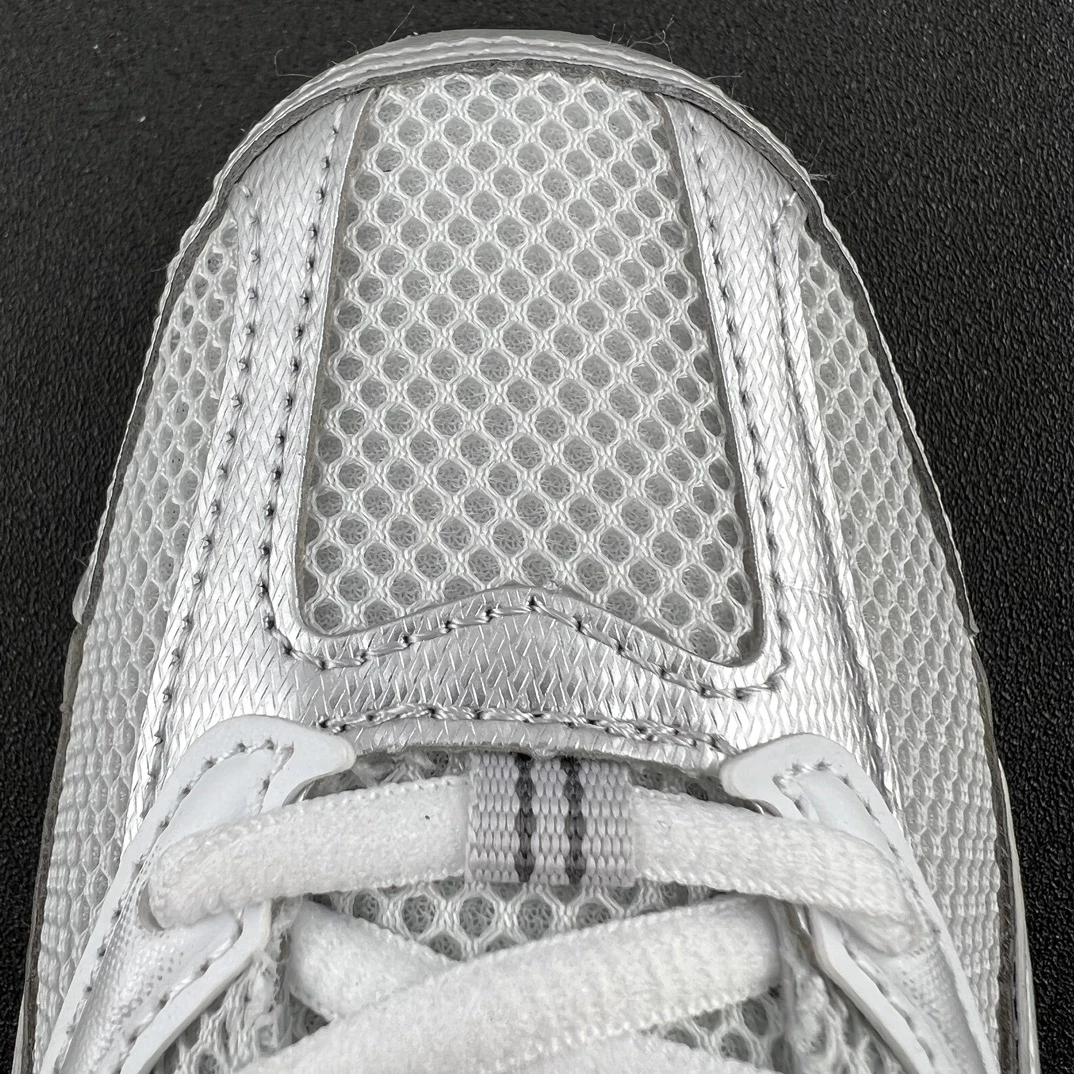 New Balance Shoes — 281e181c