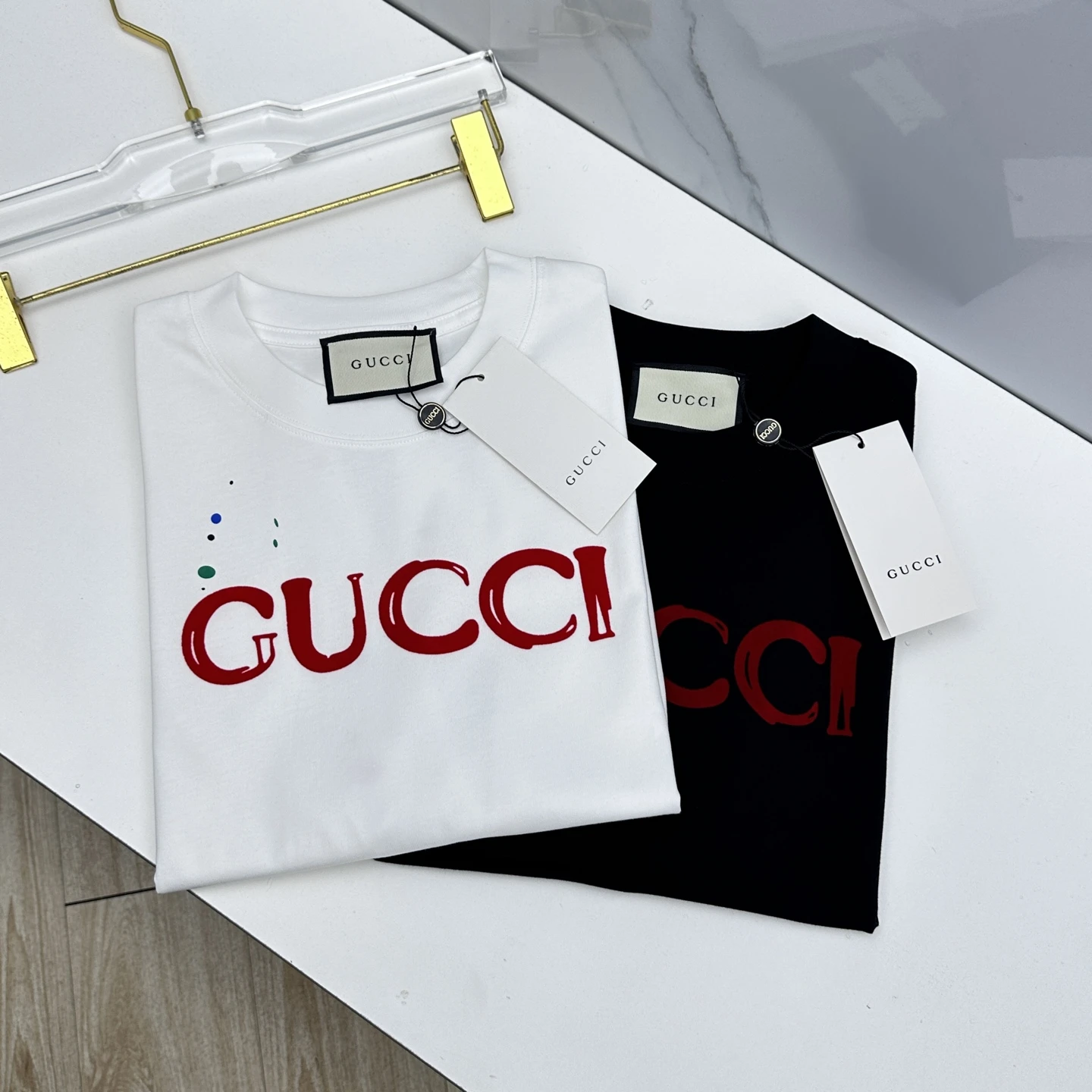 Gucci T-Shirt — 8a463f95
