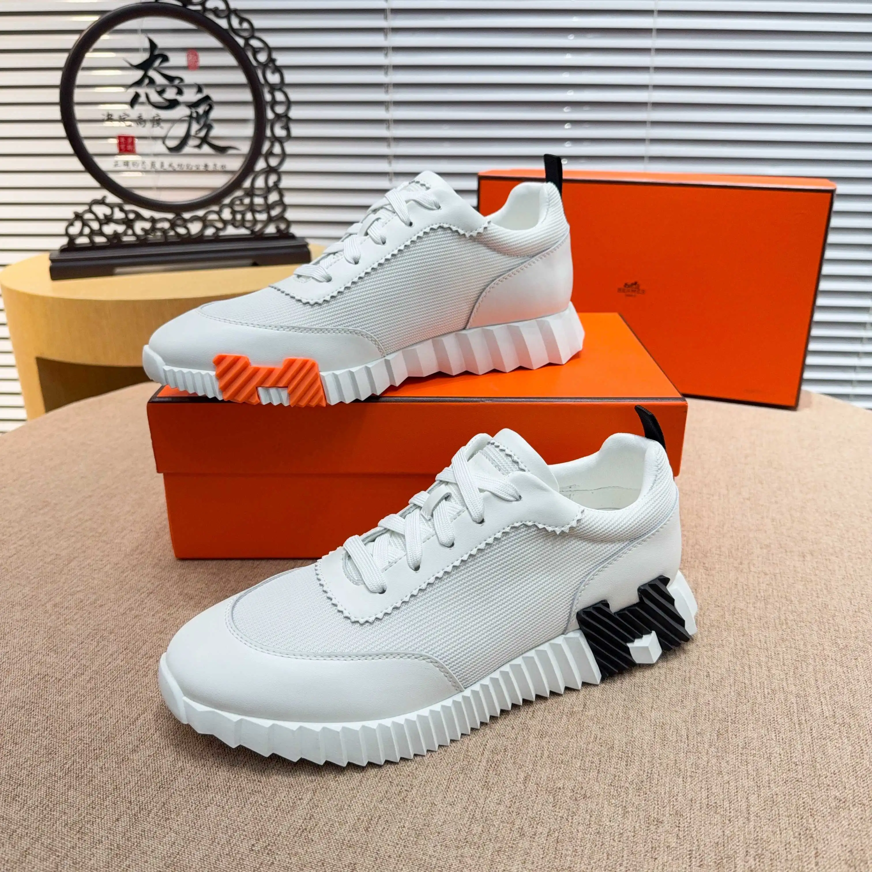 Hermès Sneakers — f8f71c04