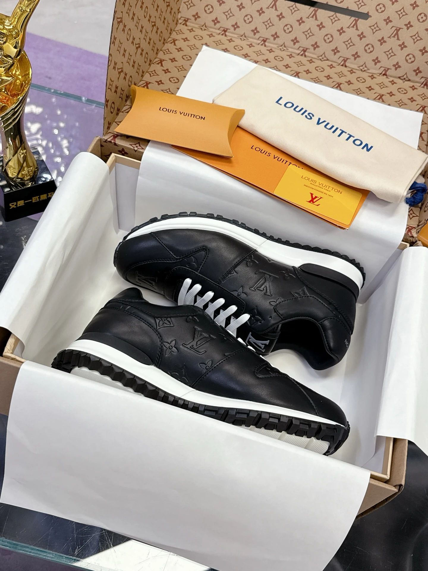 Sneakers