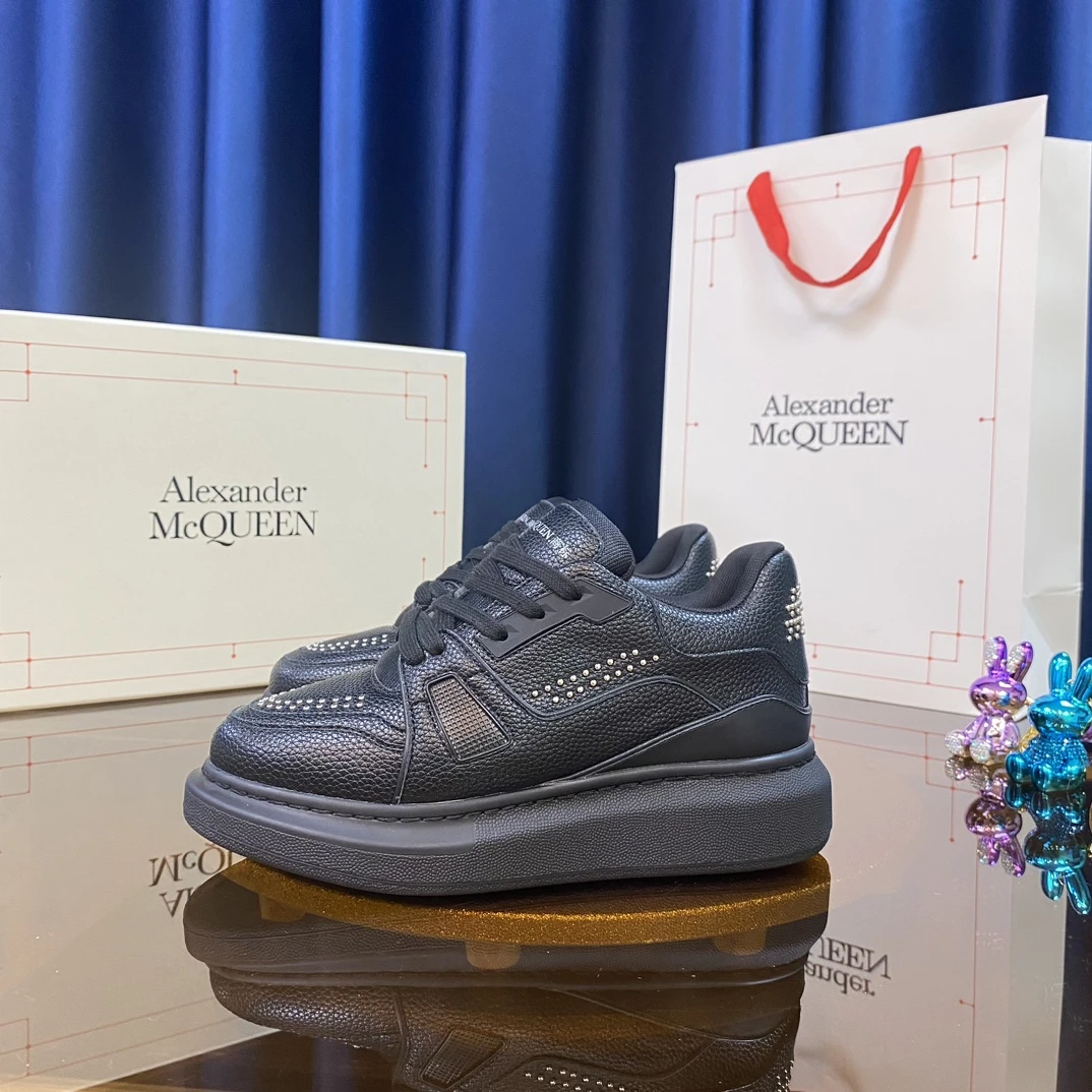 Alexander McQueen Sneakers — eb06454b