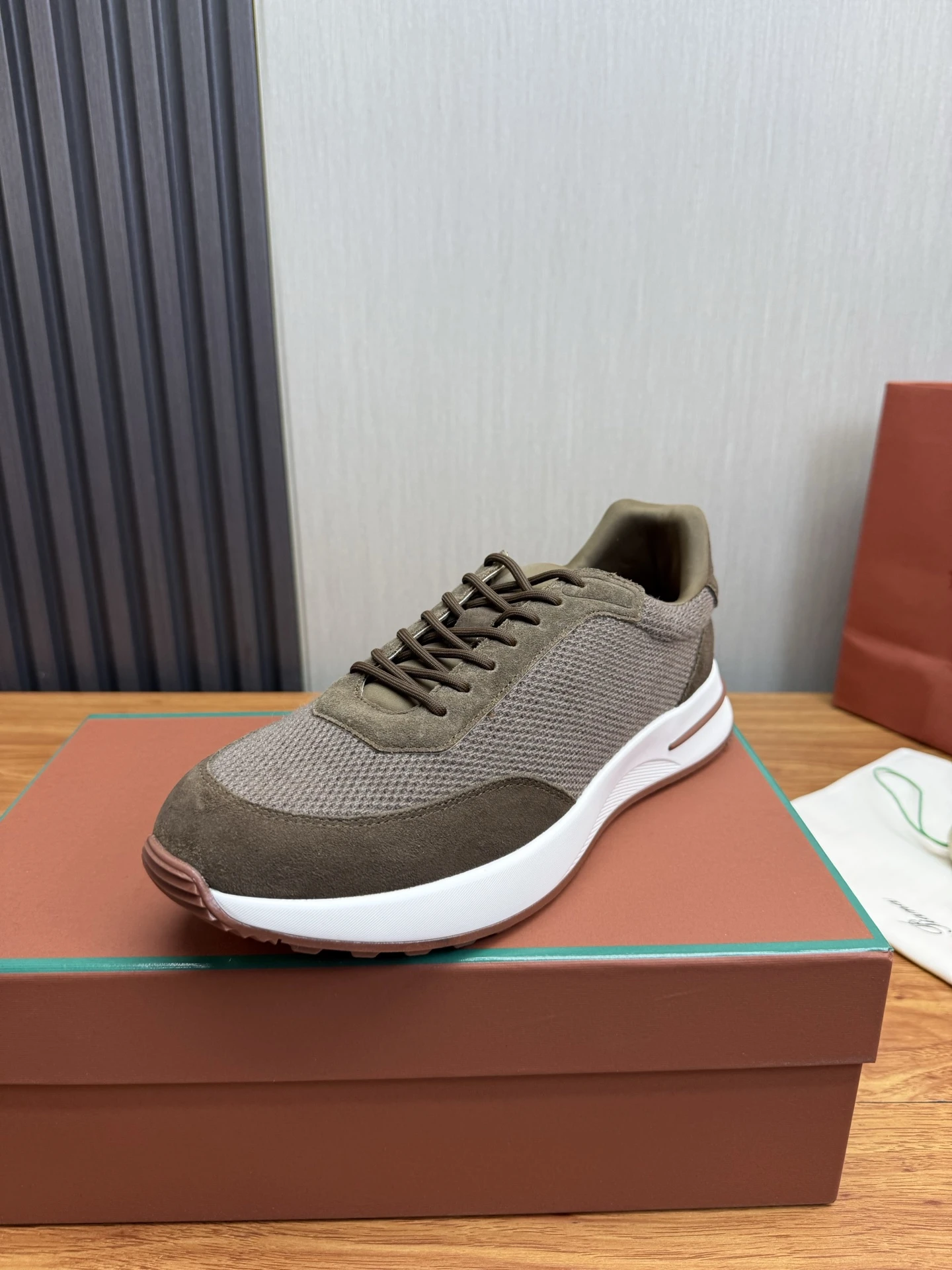 Loro Piana Sneakers — 7b69ffc1
