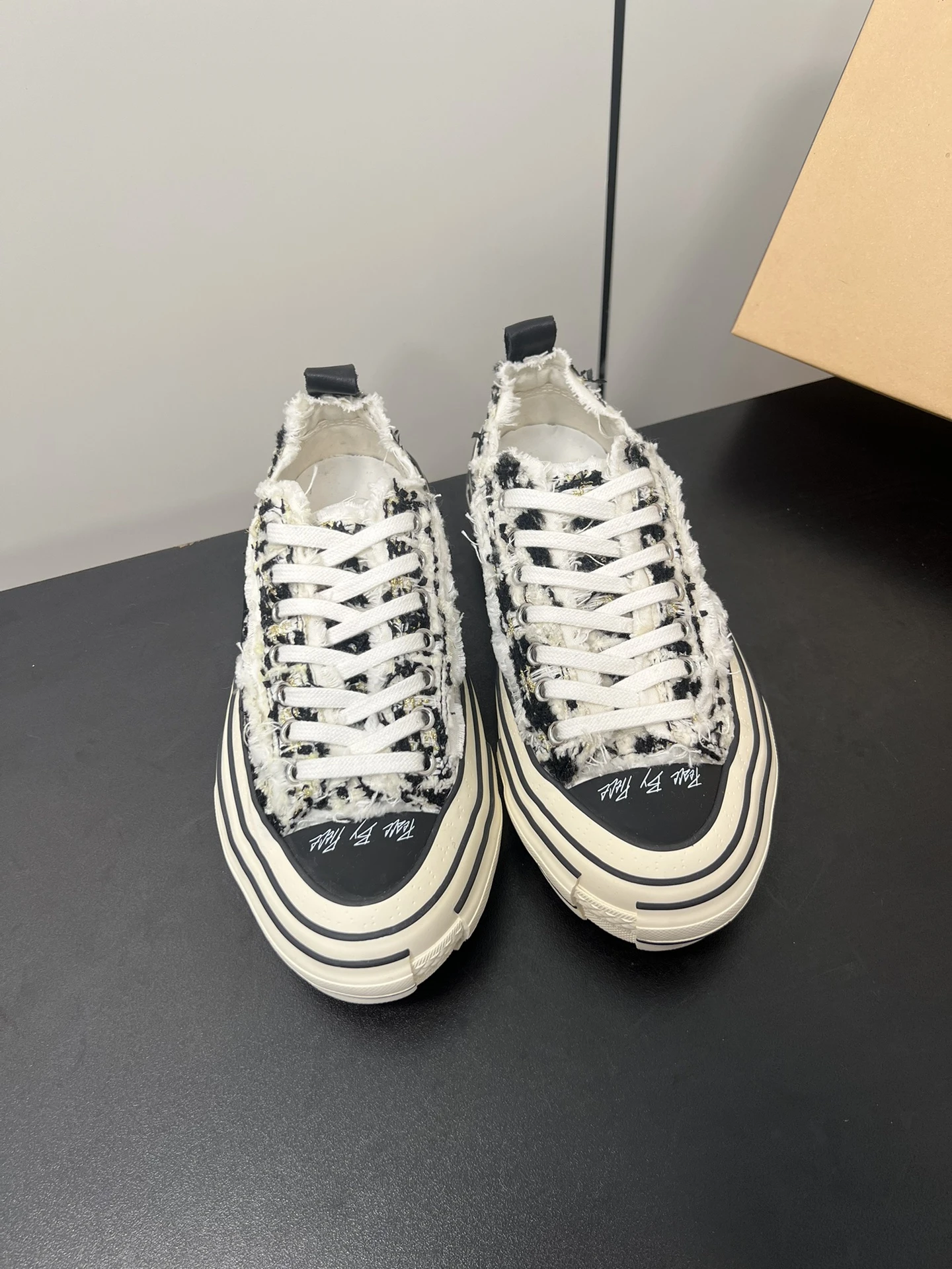 XVESSEL Sneakers — 74f4d3d5