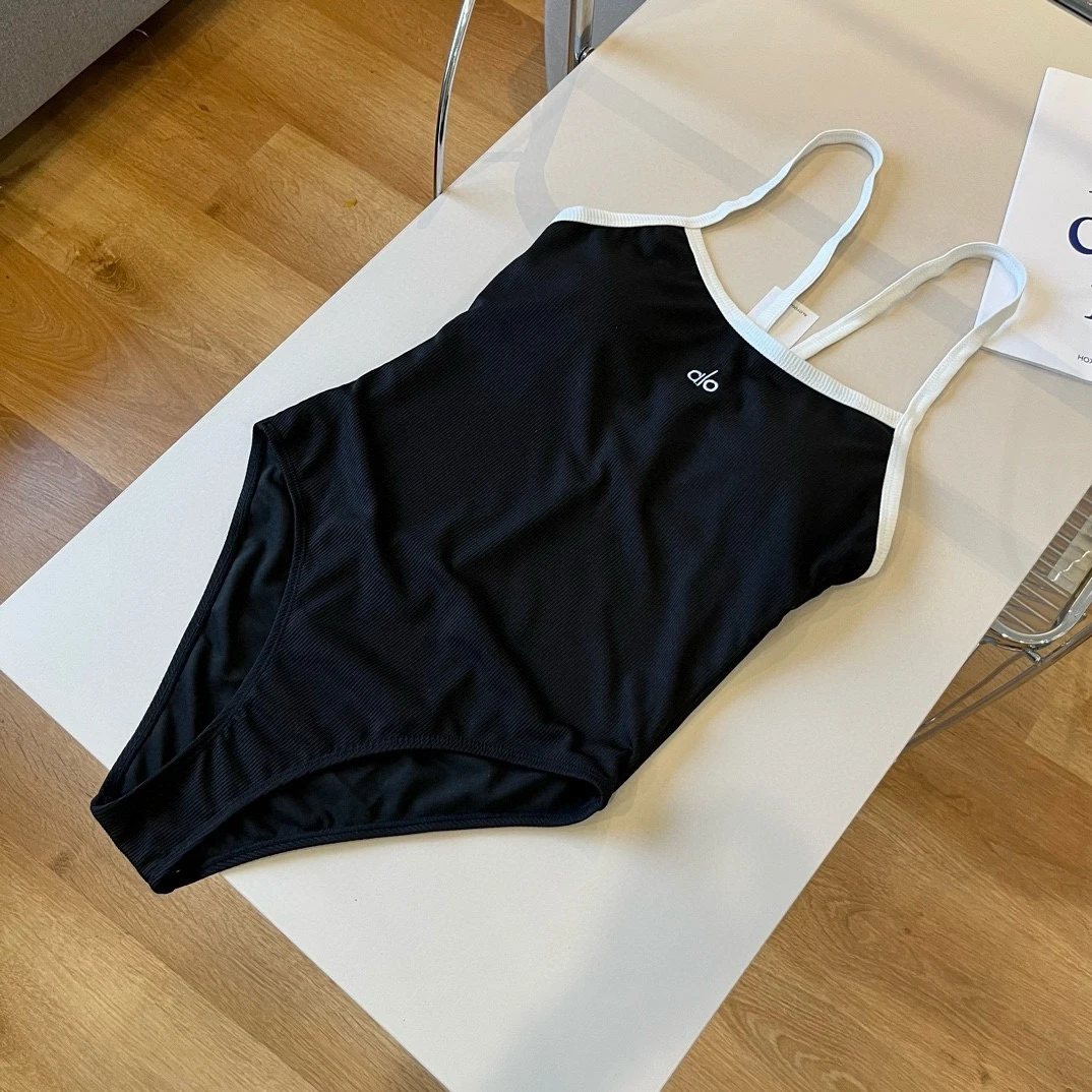 Swimwear — 1a235262