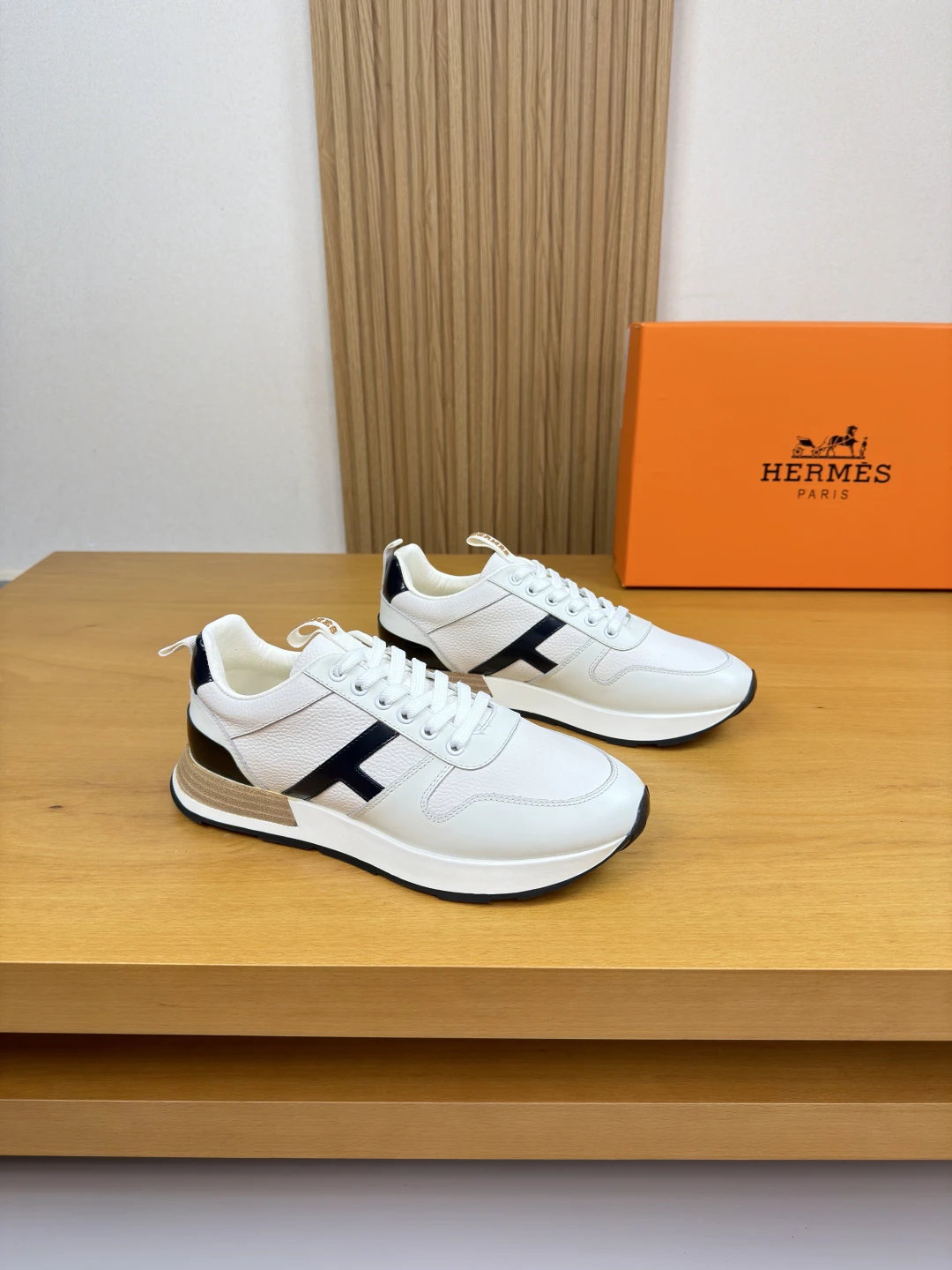Hermès Sneakers — db501c73