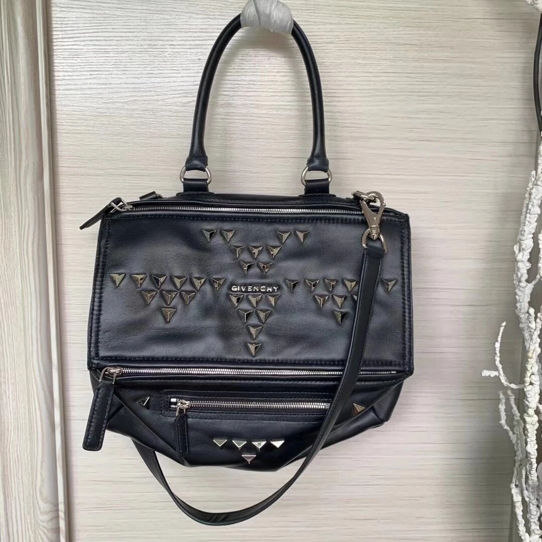 Givenchy Bag — ad56d748