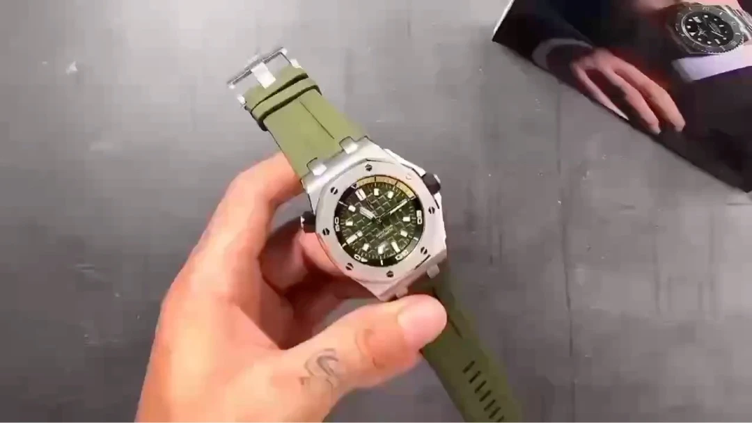 Audemars Piguet Watch — d1af8b5e