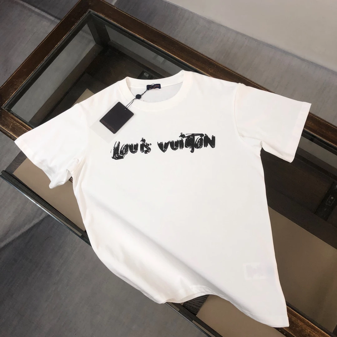 Louis Vuitton T-Shirt — c2128b48