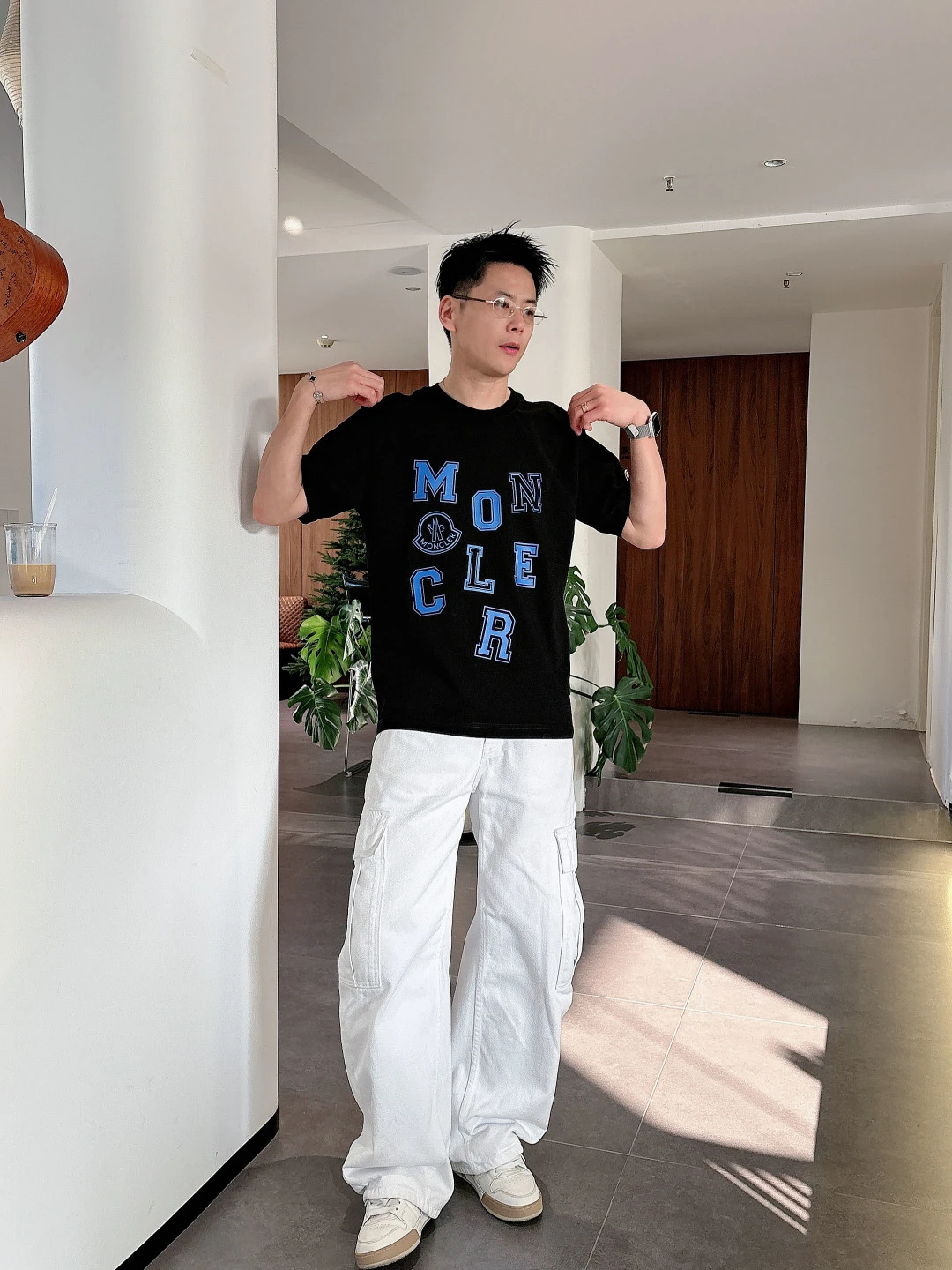 Moncler T-Shirt — 5caea399