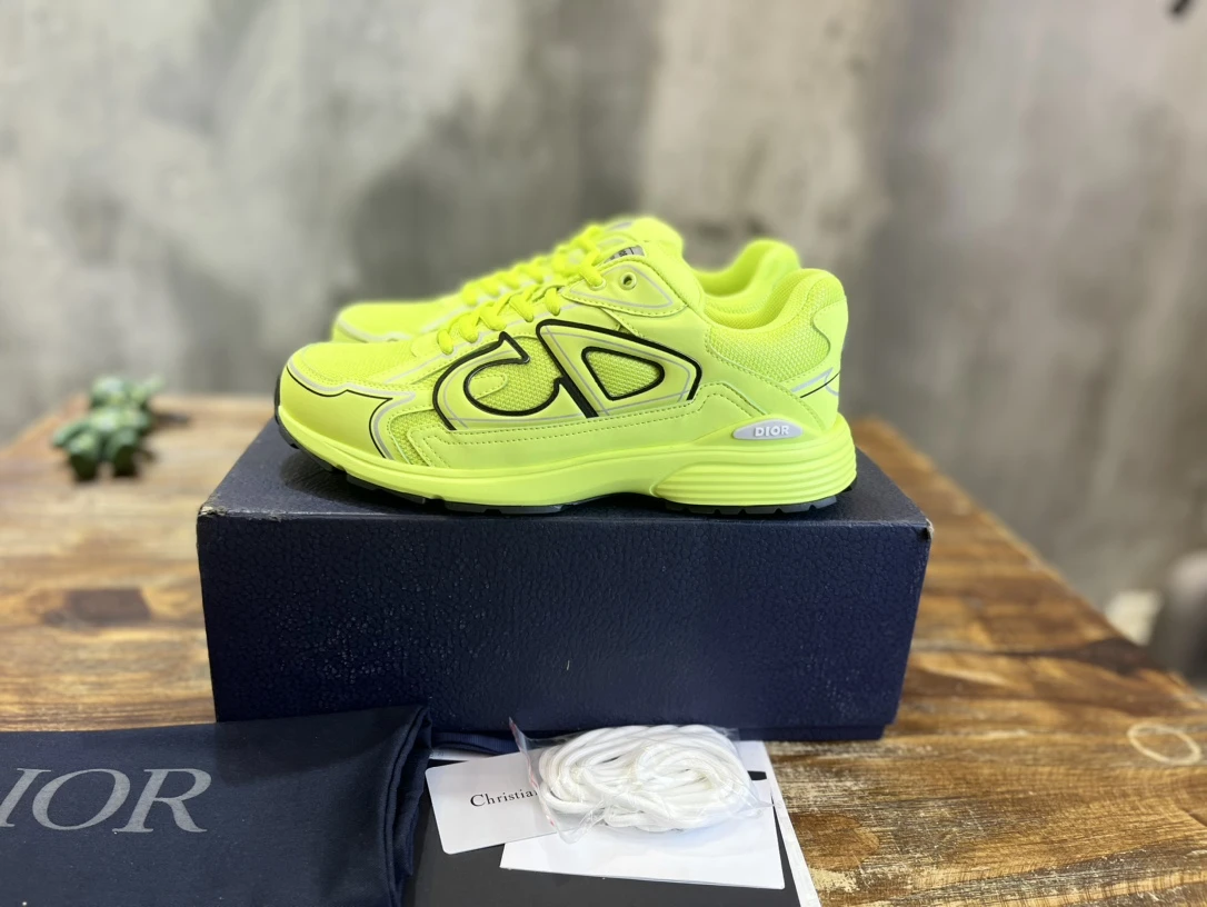 Dior Sneakers — f4f5e3bf