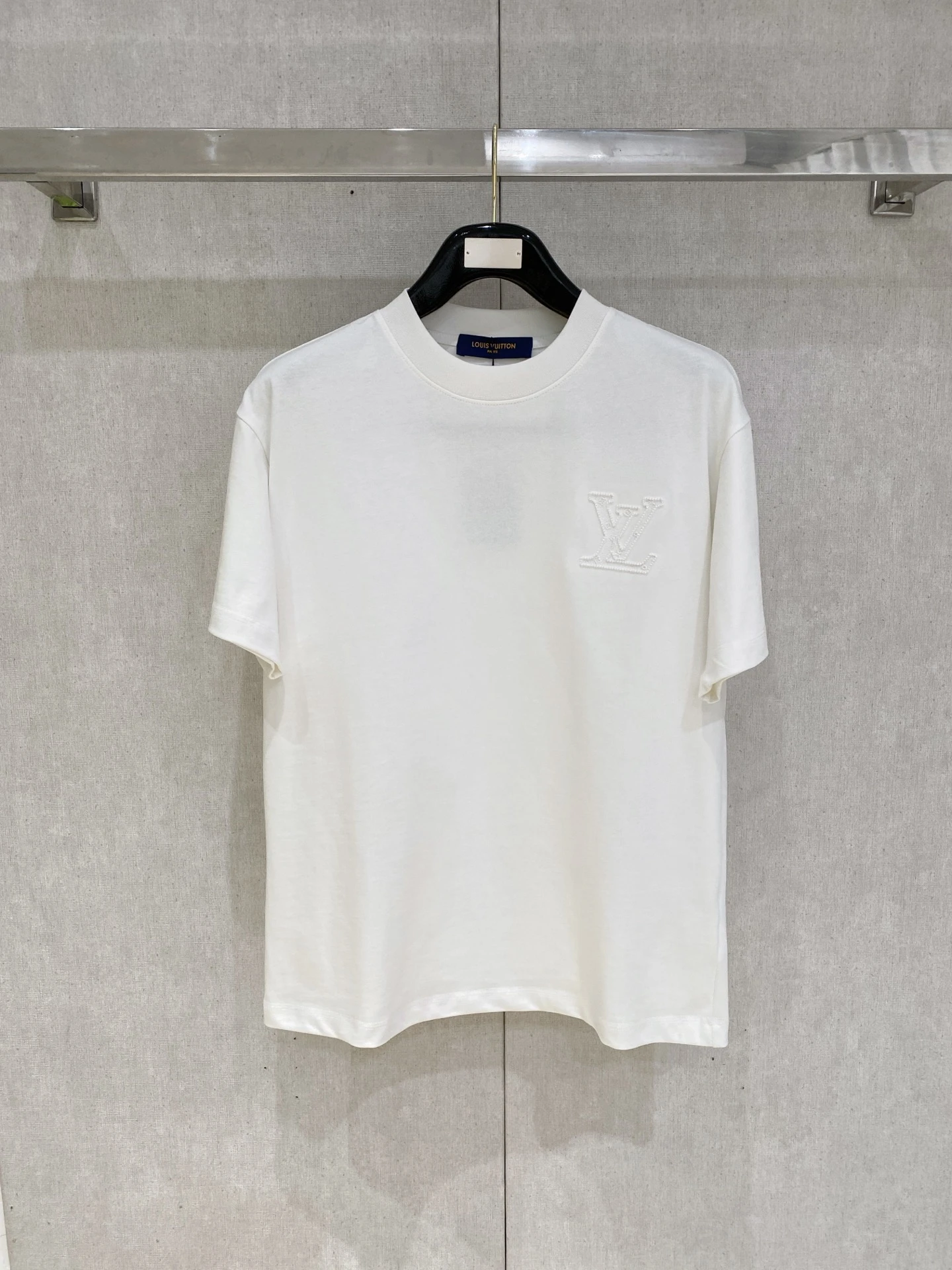 Louis Vuitton T-Shirt — abab112f