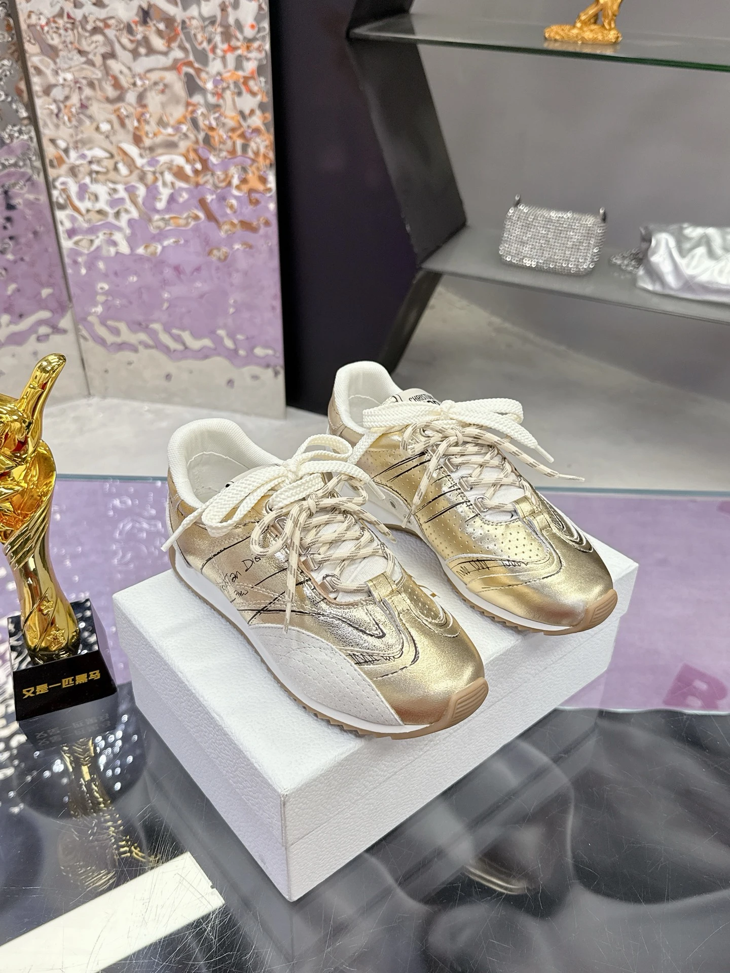Dior Sneakers — 0b552dfc