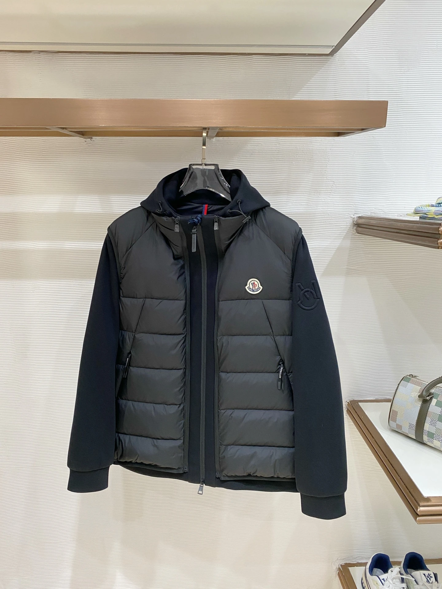 Moncler Down Jacket — 9e3353f7